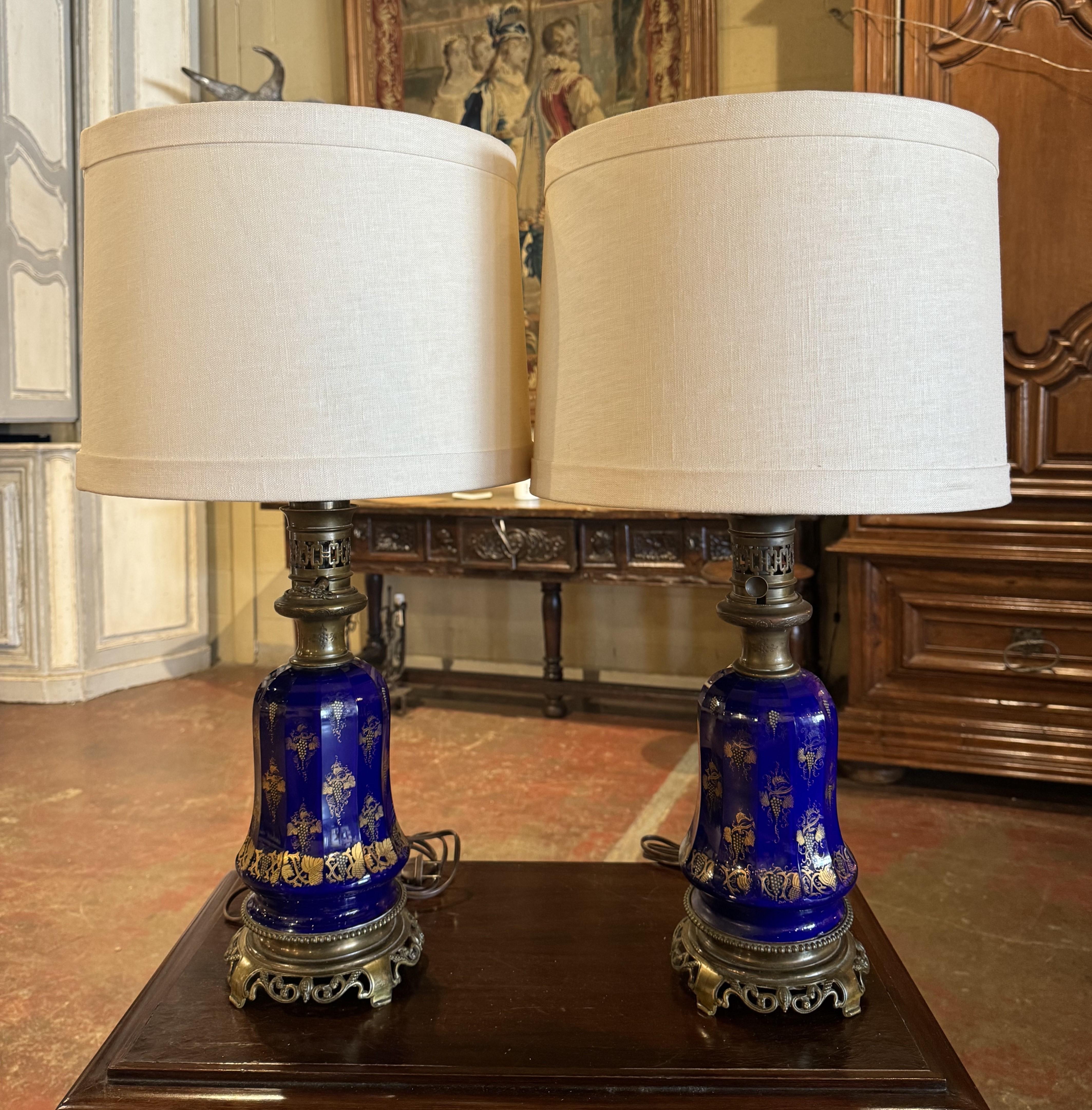 Pair of 19th Century French Painted Cobalt Blue Glass & Brass Table Oil Lamps In Excellent Condition For Sale In Dallas, TX