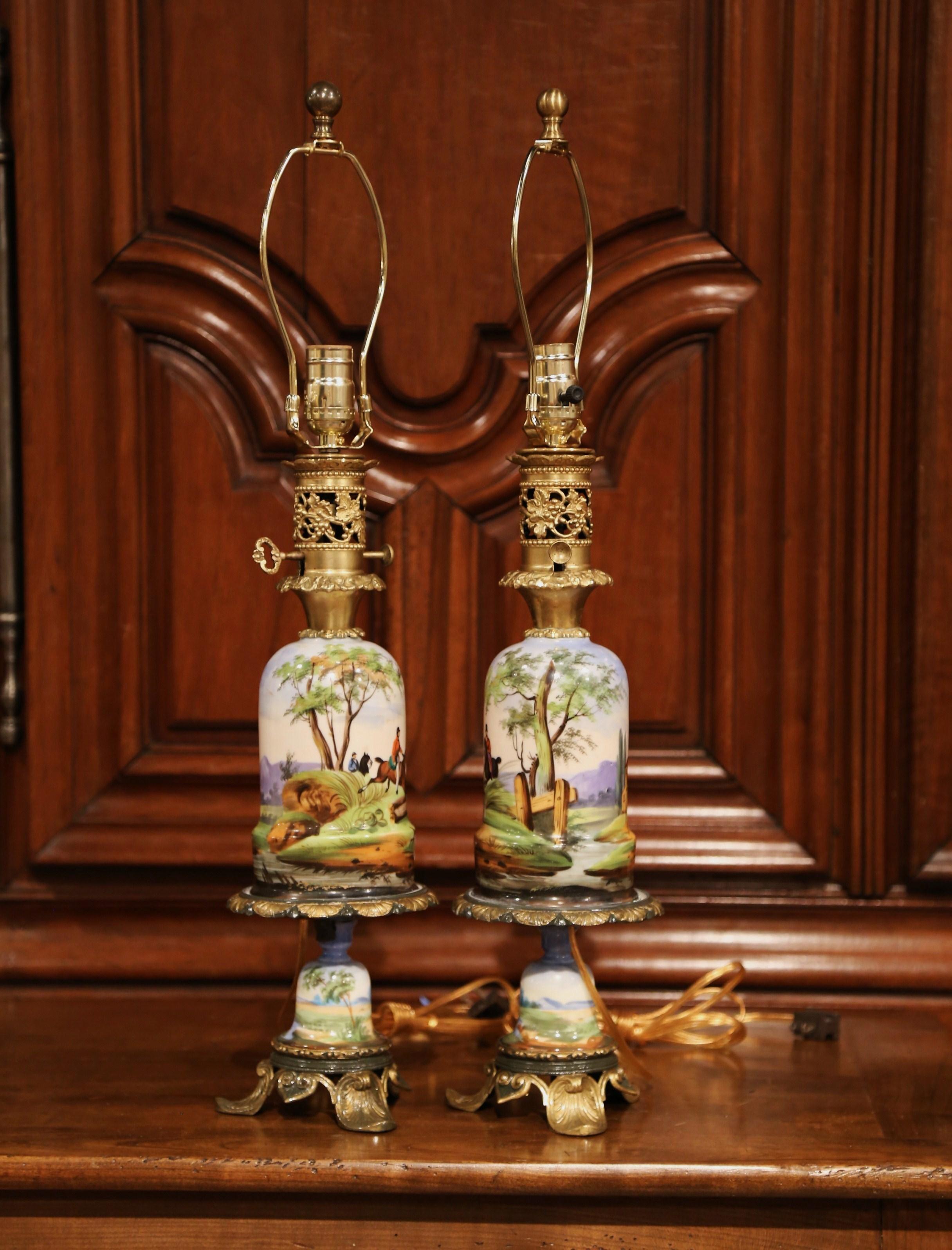 Pair of 19th Century French Painted Porcelain & Brass Oil Lamps with Hunt Scenes 5