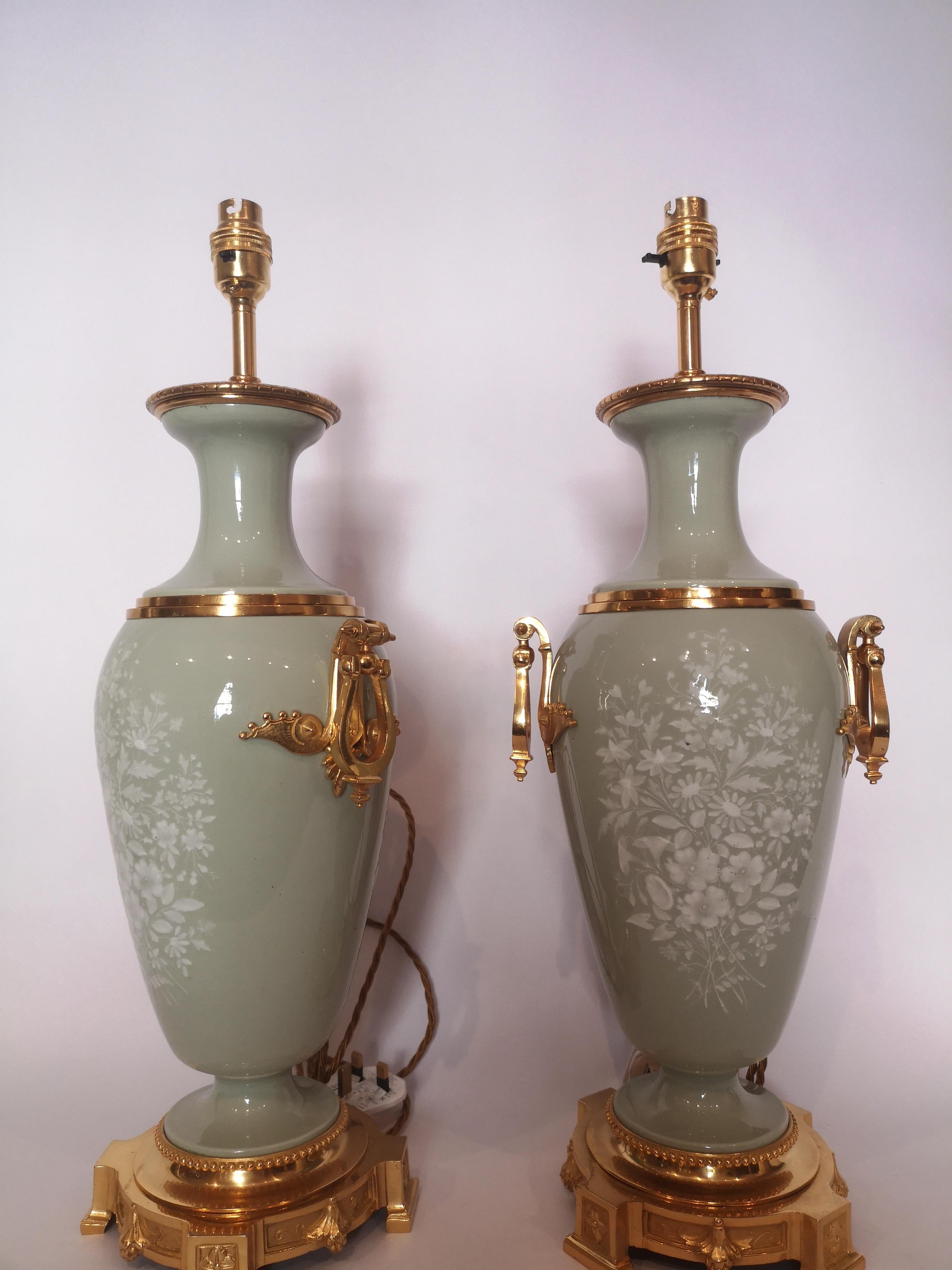 Pair of 19th Century French Pate Sur Pate Porcelain Lamps In Good Condition For Sale In London, GB