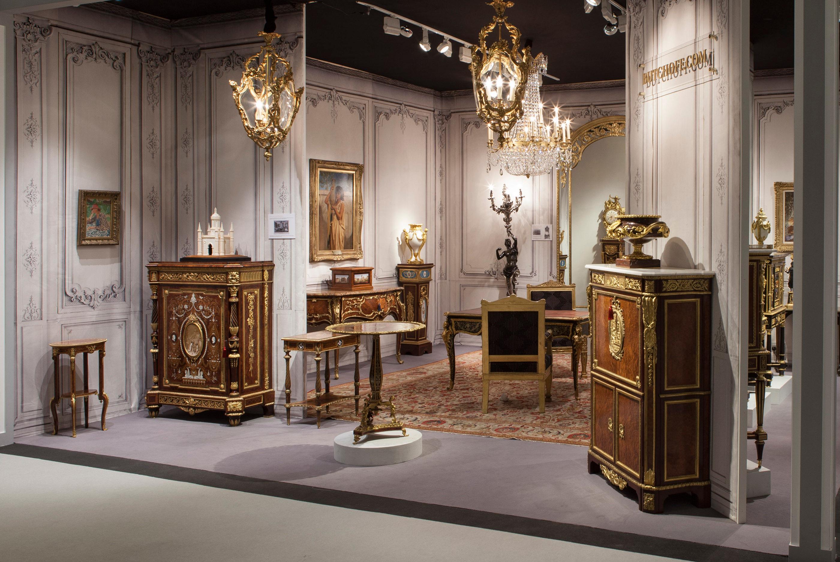 Pair of 19th Century French Patinated and Silvered Bronze Torchères Floor Lamps  For Sale 1