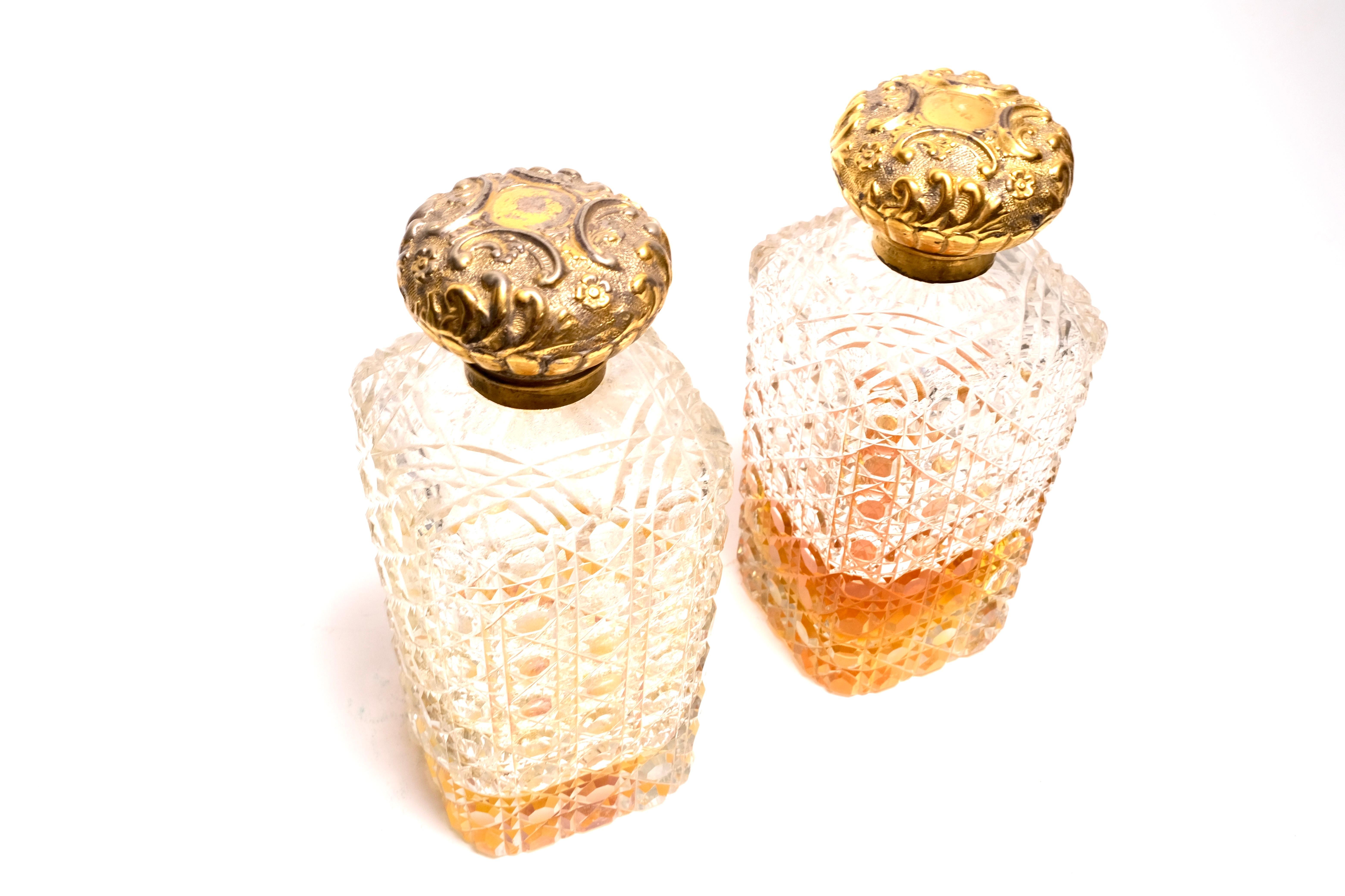 Francese Coppia di bottiglie di profumo francesi del XIX secolo in vendita