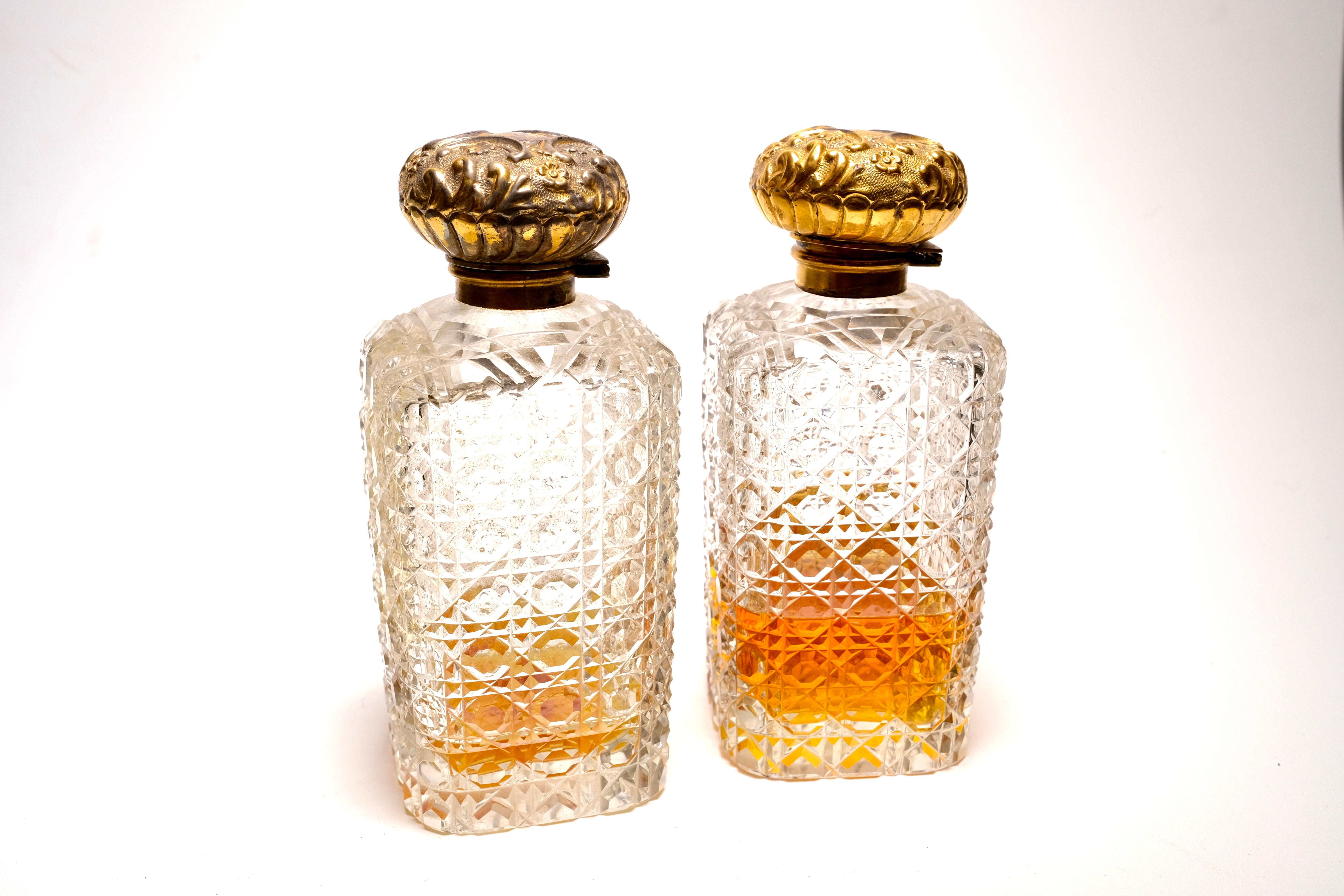 XIXe siècle Paire de flacons de parfum français du 19ème siècle en vente