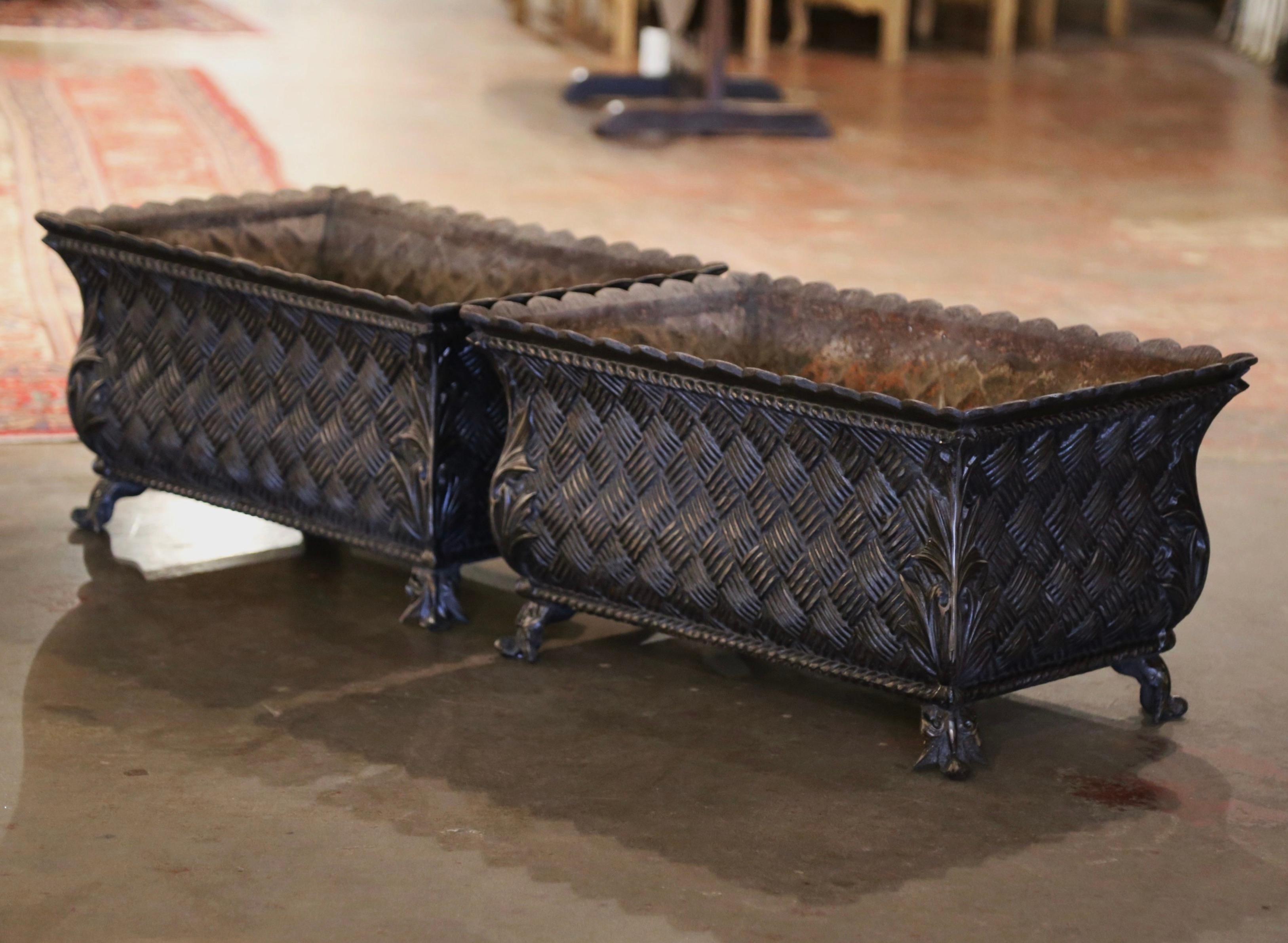 Louis XV Pair of 19th Century French Polished Iron Planter Boxes Jardinieres For Sale