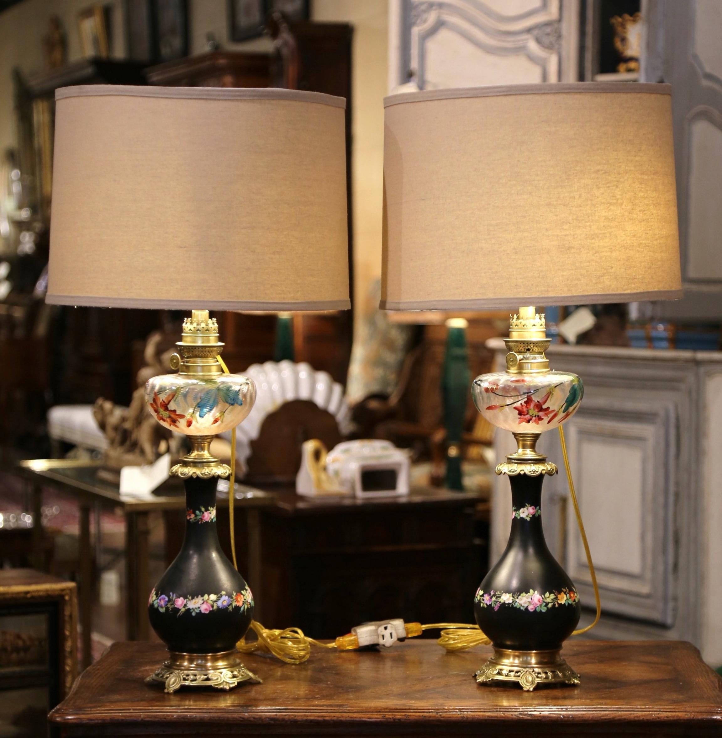 Pair of 19th Century French Porcelain Brass and Painted Glass Table Lamps In Excellent Condition For Sale In Dallas, TX