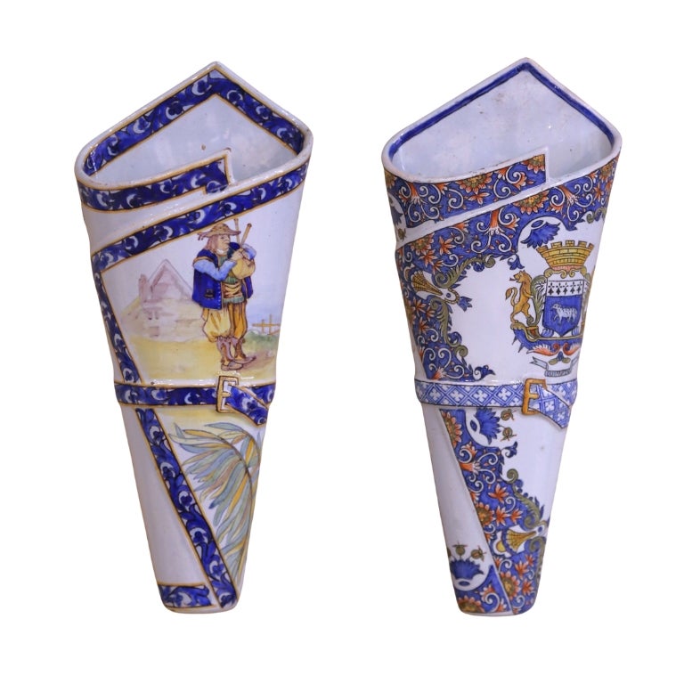 Paar französische Porquier-Beau-Quimper-Wandvasen aus dem 19.