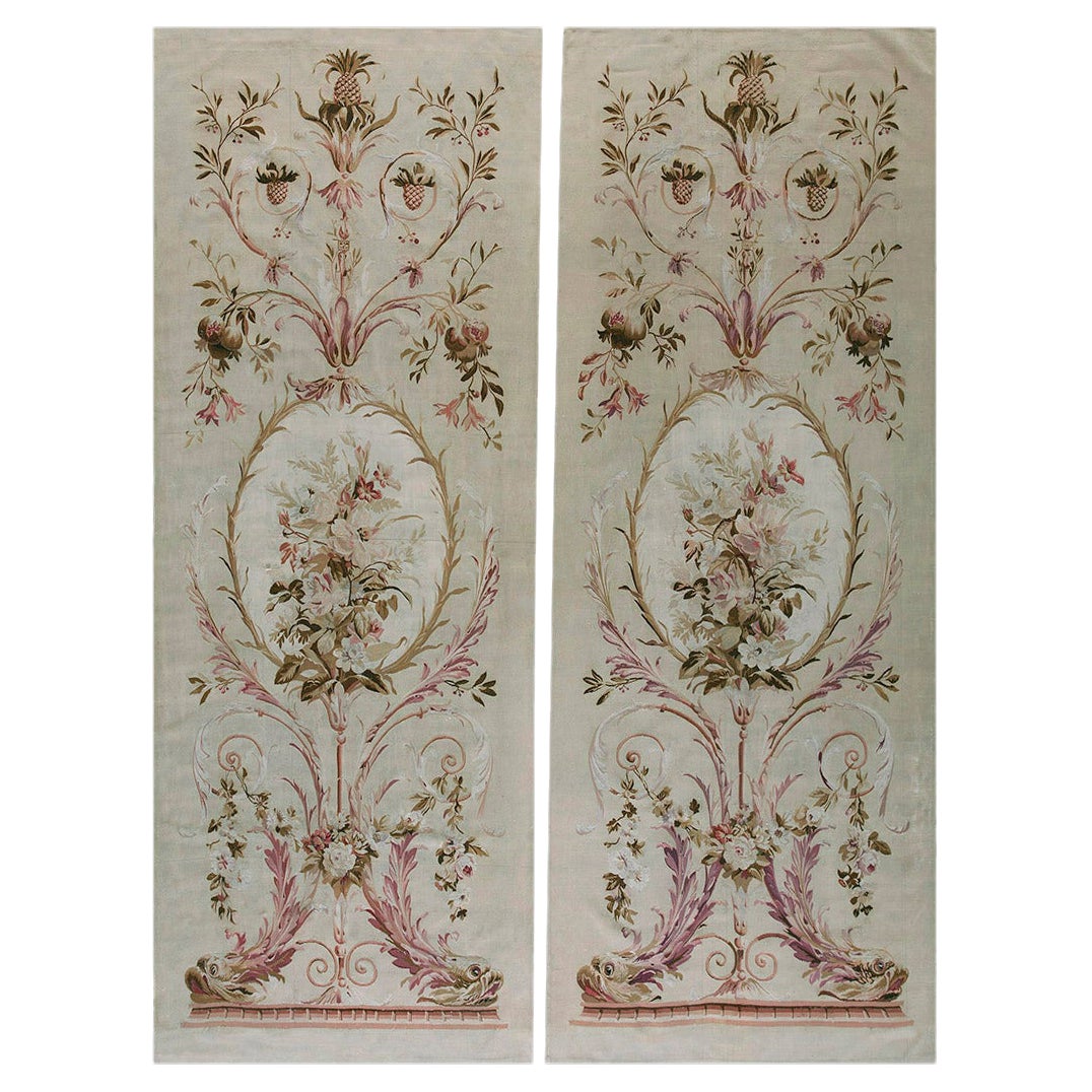 Coppia di arazzi francesi "Portier" del XIX secolo ( 3'9" x 10'4" - 114 x 315 ) in vendita