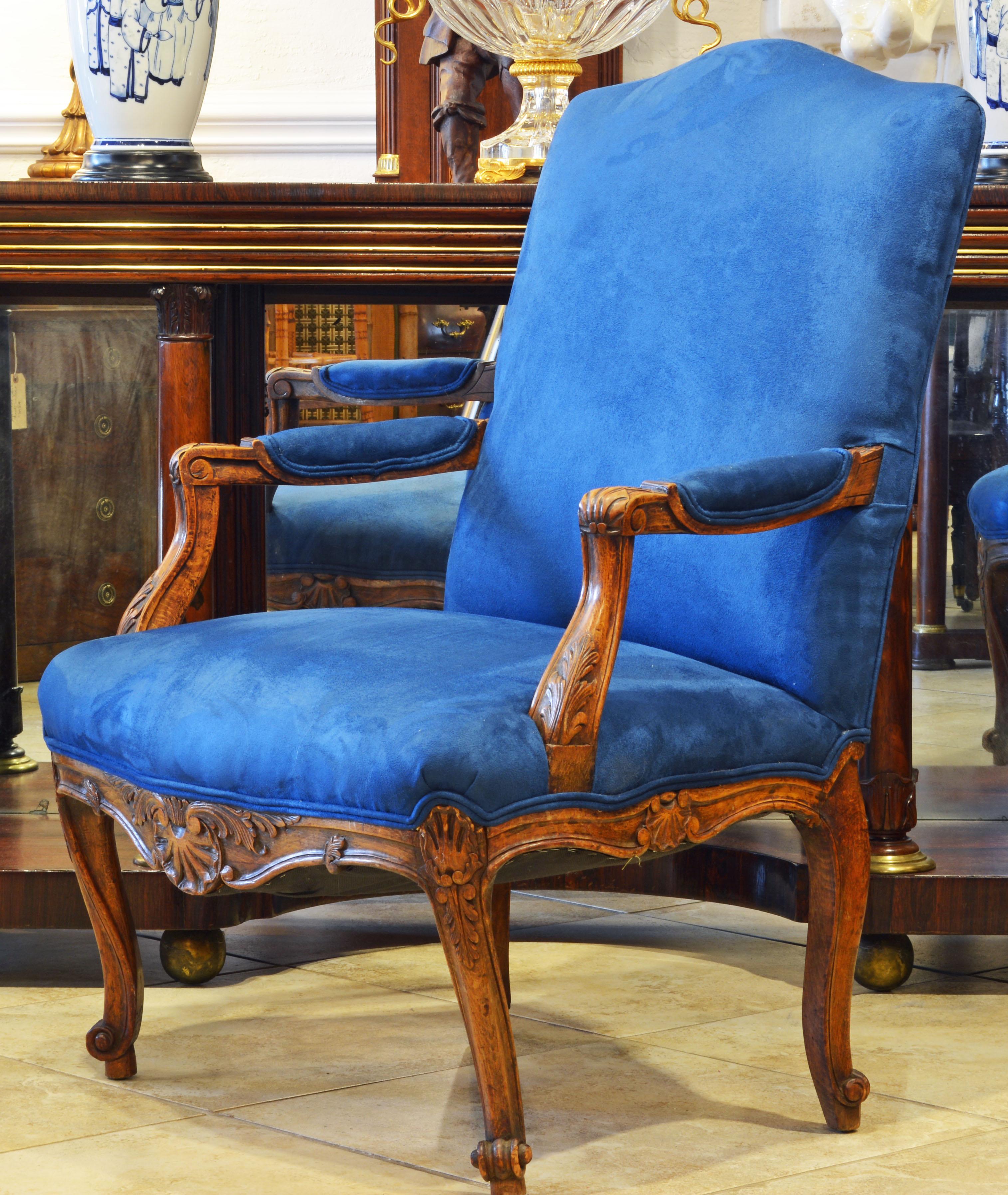 Pair of 19th Century French Provincial Carved Walnut Open Armchairs In Good Condition In Ft. Lauderdale, FL