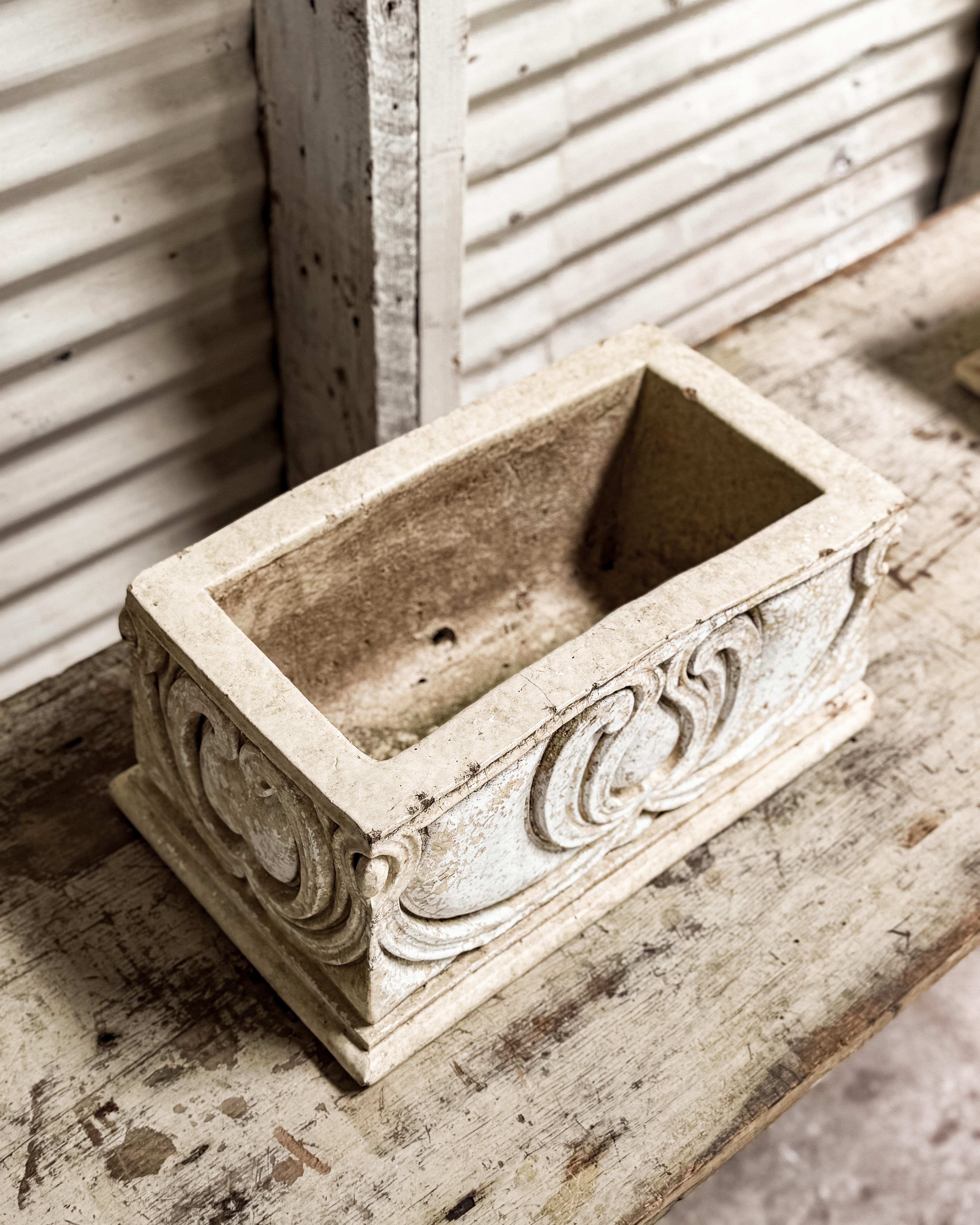 Pair of 19th Century French Rectangular Planters For Sale 7