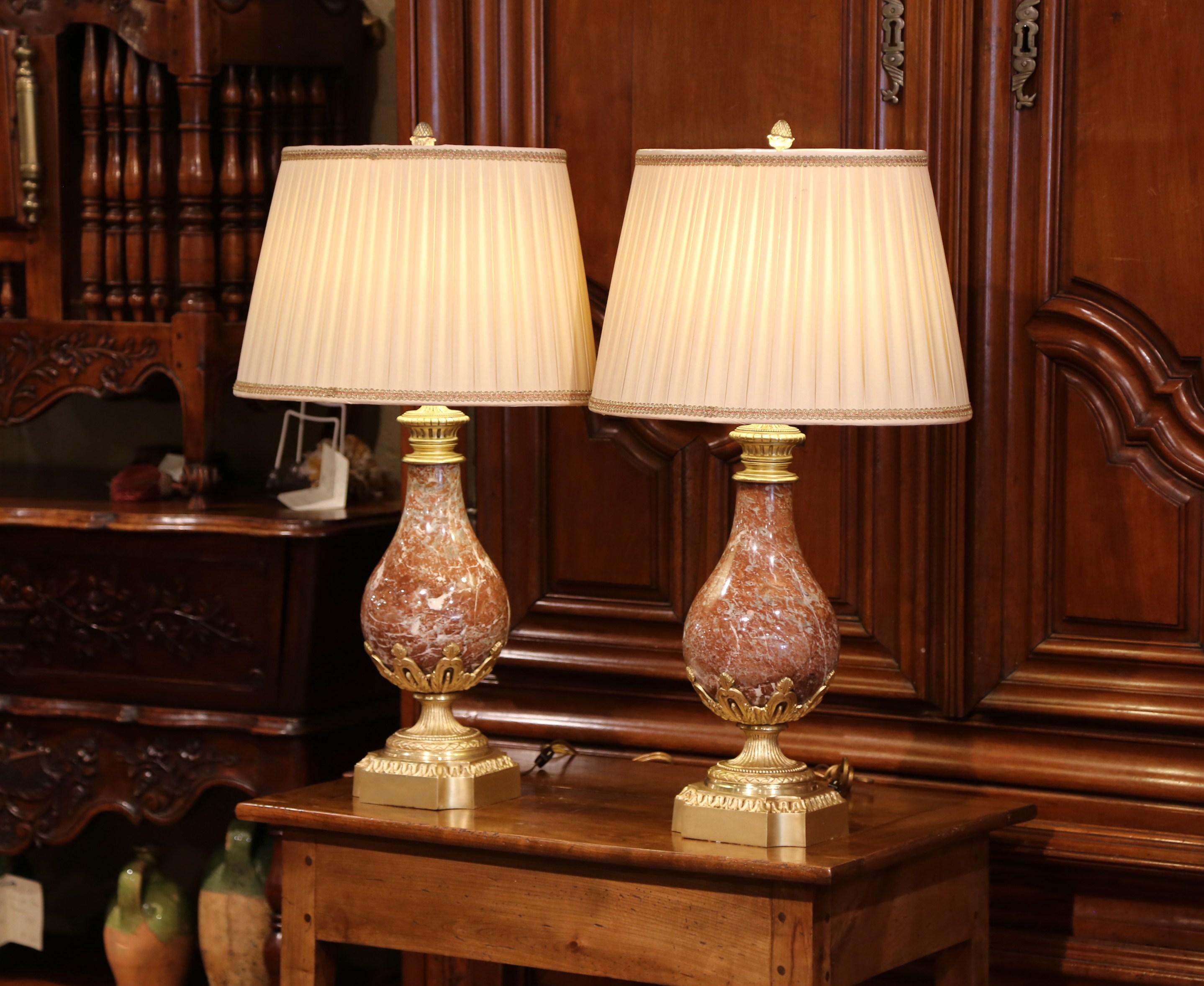 Pair of 19th Century French Red Marble and Bronze Urns Converted as Table Lamps 6