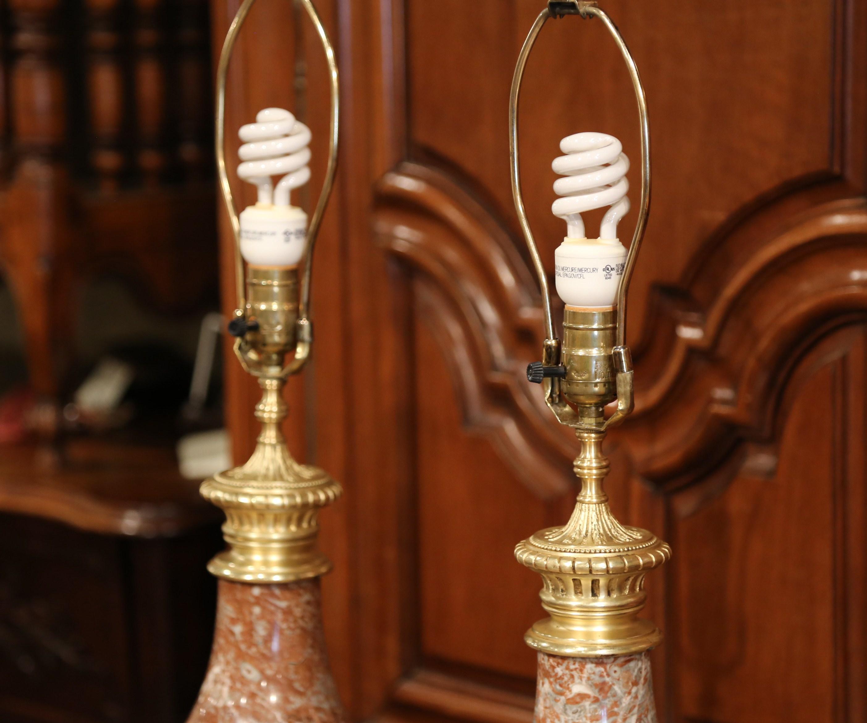 Pair of 19th Century French Red Marble and Bronze Urns Converted as Table Lamps 3