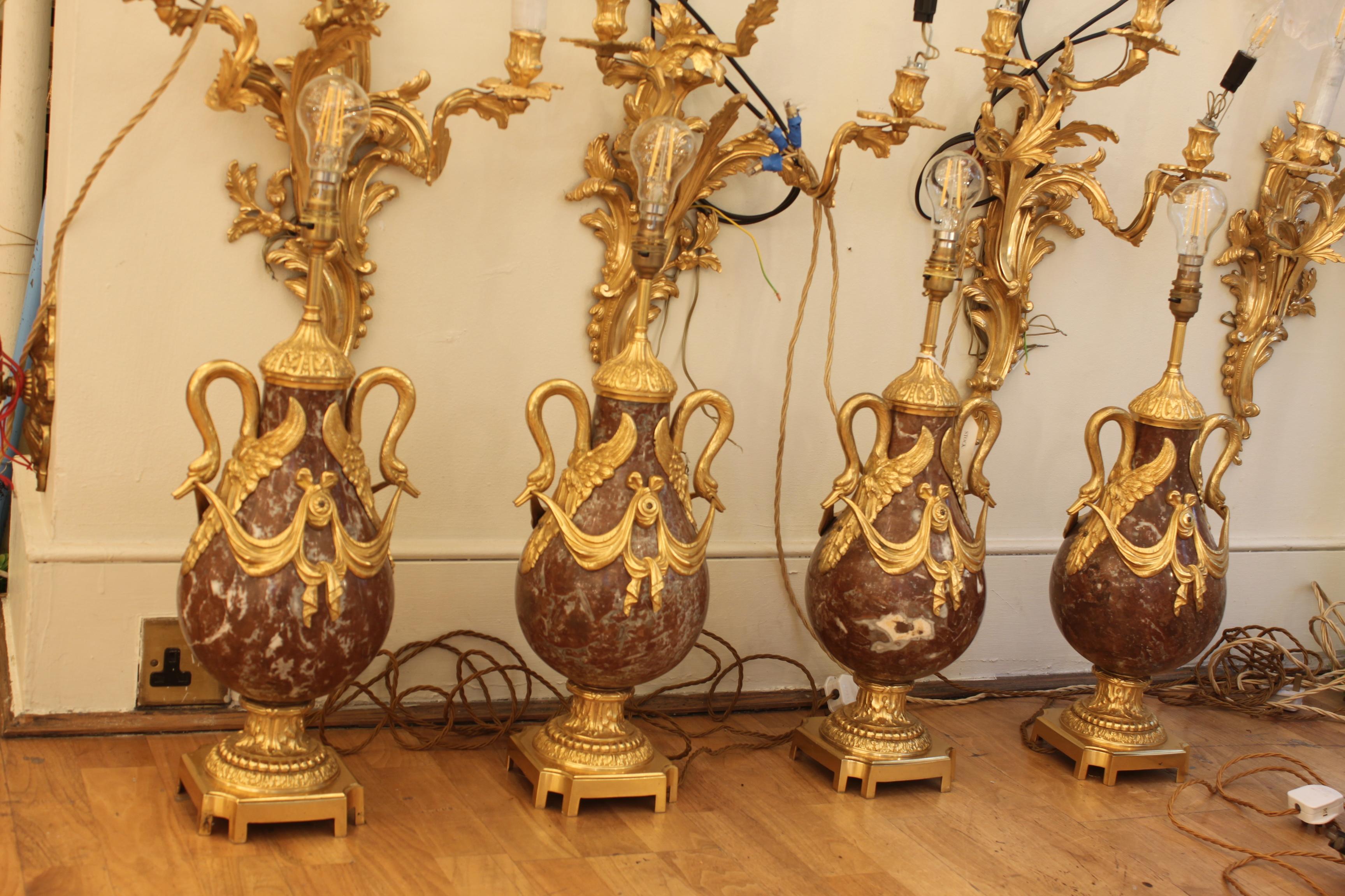 Pair of 19th Century French Red Marble and Bronze Cassolettes Table Lamps For Sale 4