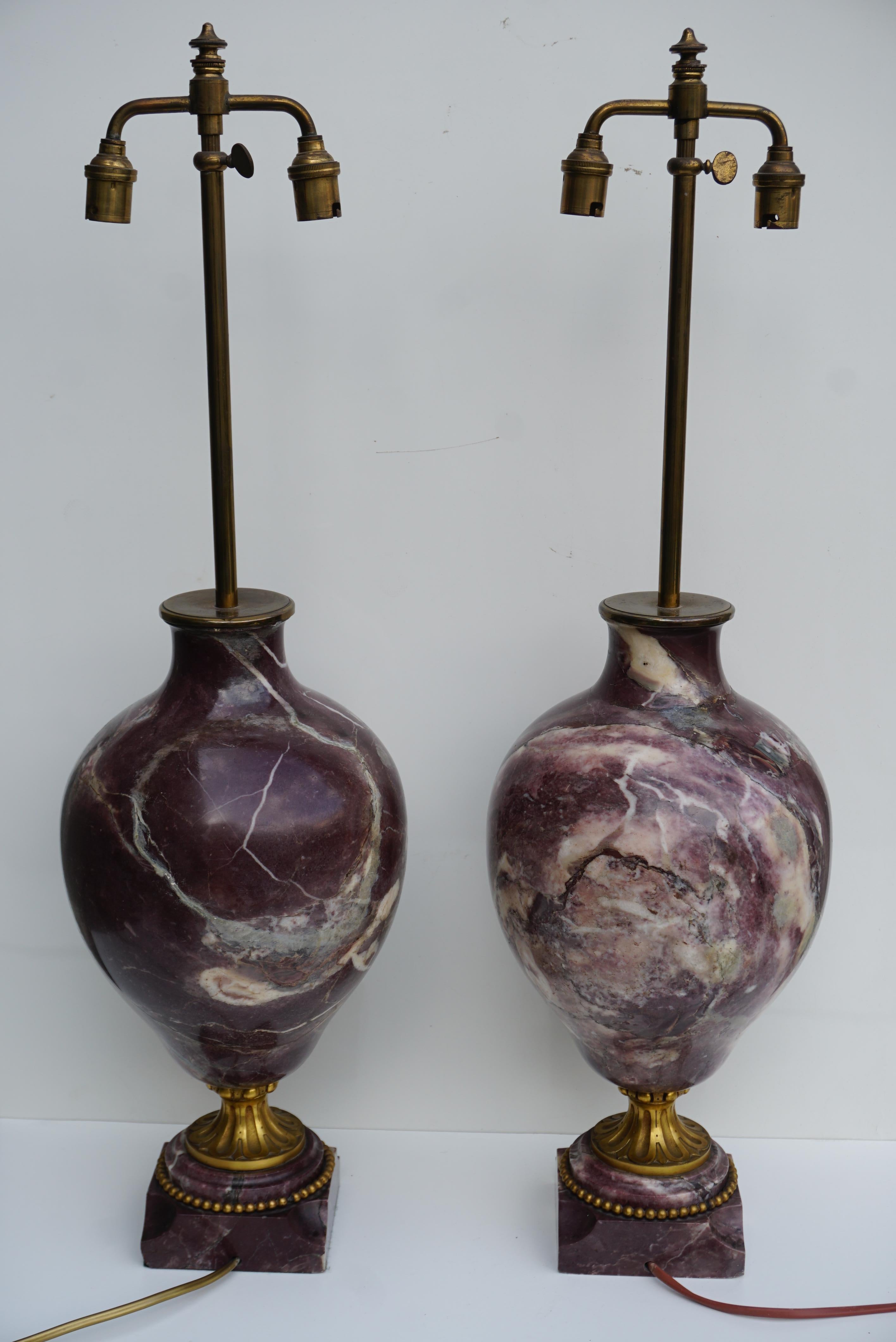 Pair of 19th Century French Red Marble and Bronze Cassolettes Table Lamps For Sale 4