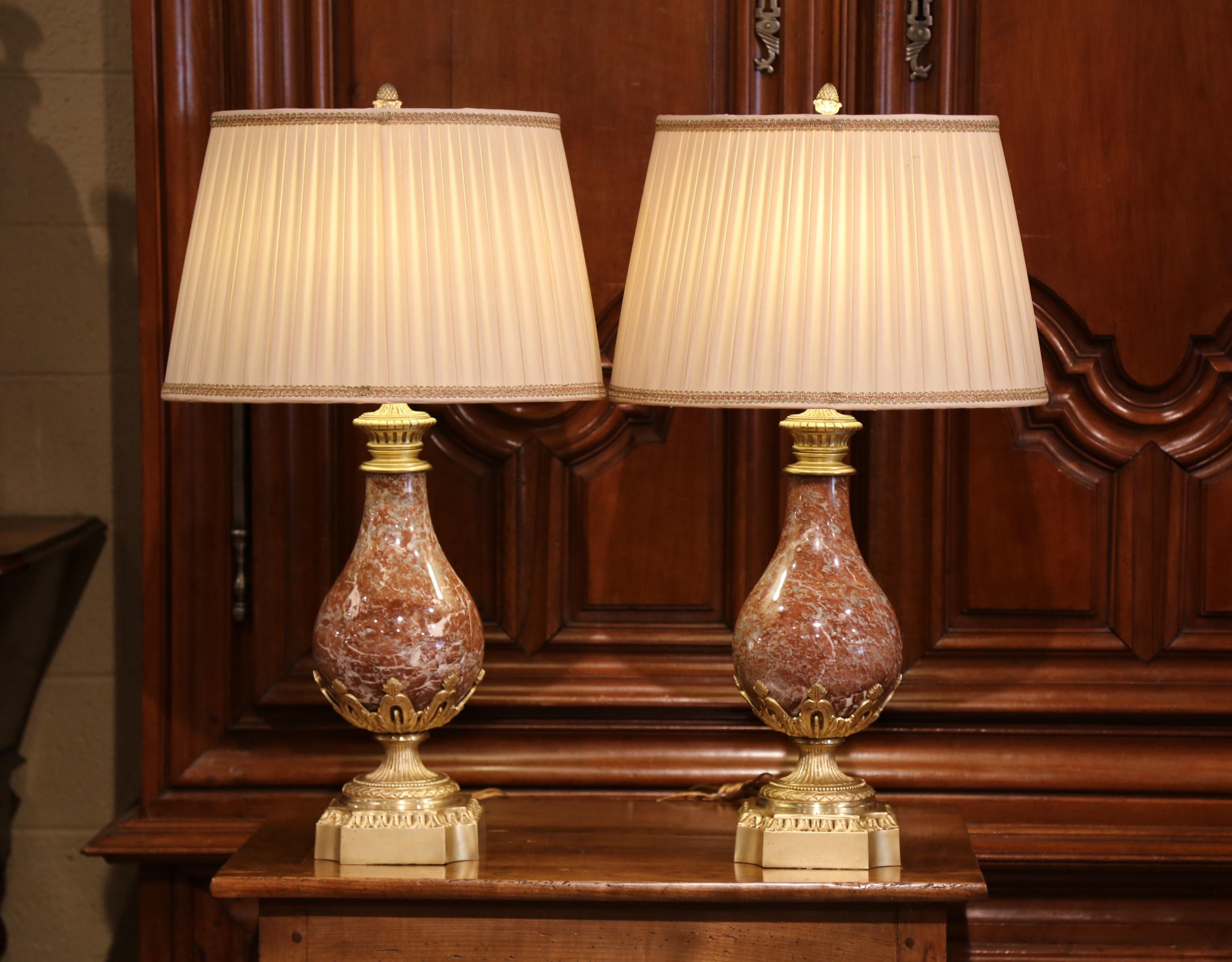 Pair of 19th Century French Red Marble and Bronze Urns Converted as Table Lamps 5