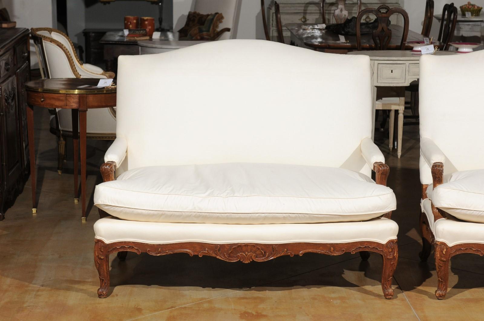 Pair of 19th Century French Régence Style Upholstered Canapés with Cabriole Legs 1