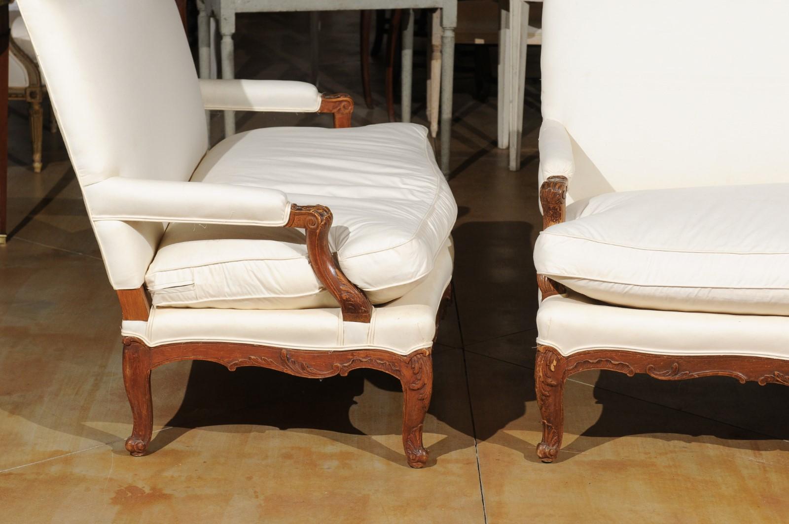 Pair of 19th Century French Régence Style Upholstered Canapés with Cabriole Legs 4