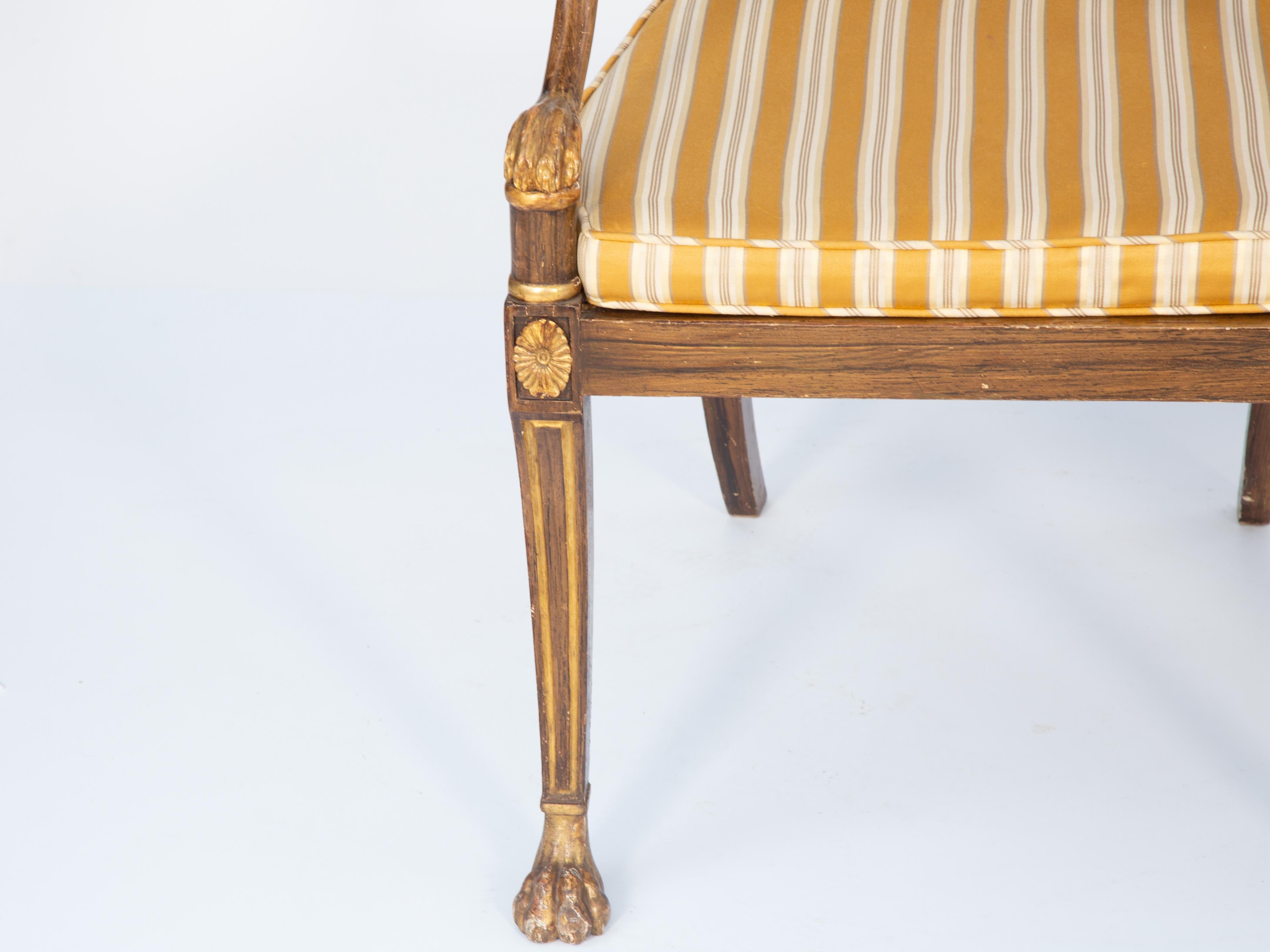 Regency Paire de fauteuils de style Régence française du 19ème siècle peints en faux bois avec sièges cannés en vente