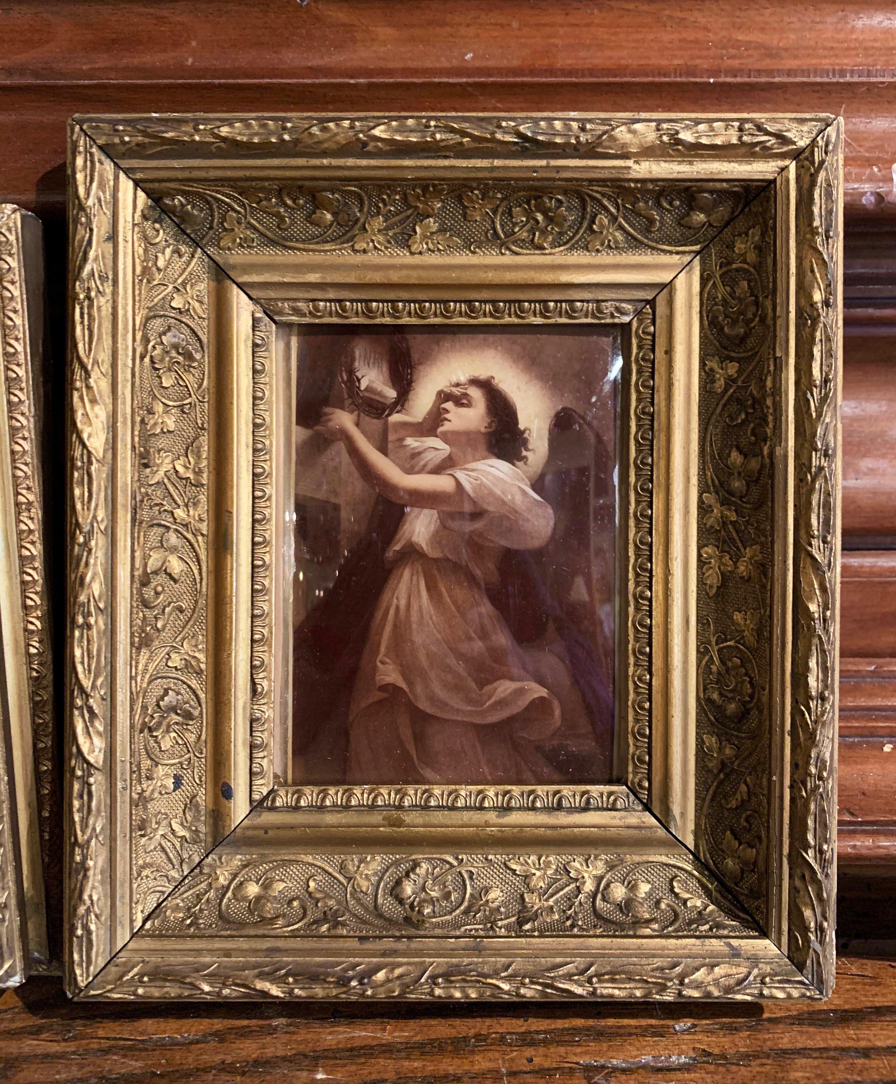 Hand-Carved Pair of 19th Century French Reverse Glass Paintings in Carved Gilt Frames