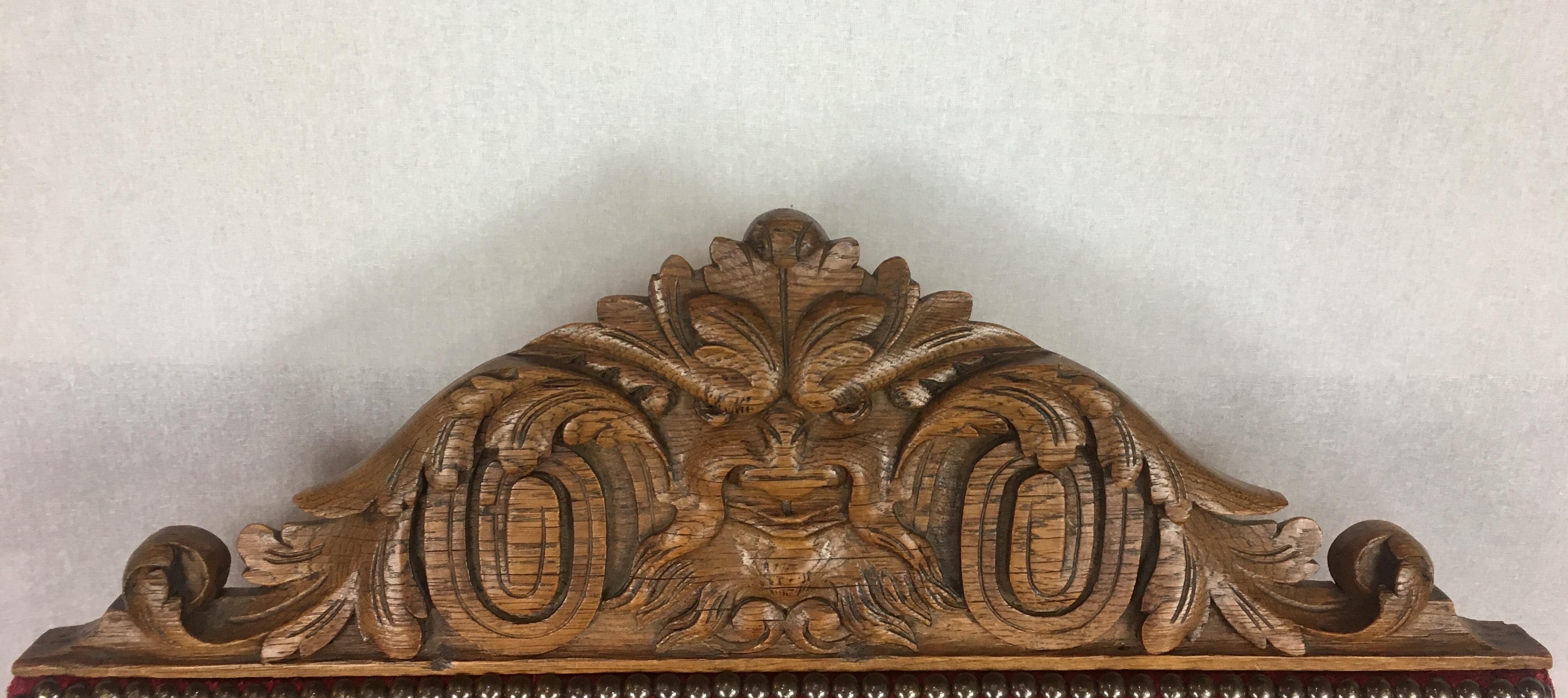 Pareja de sillones de trono franceses del siglo XIX estilo Luis XIII en Bueno estado para la venta en Miami, FL