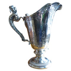 Pareja de jarras francesas de plata del siglo XIX