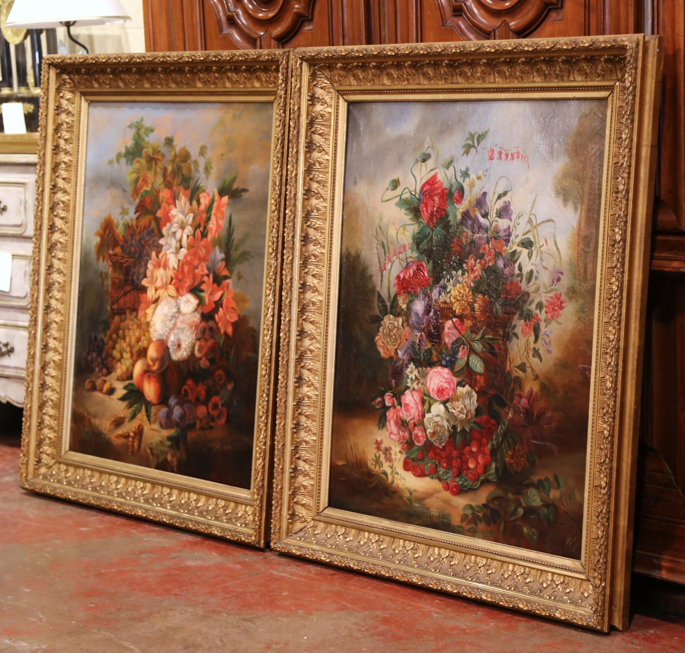 Pair of 19th Century French Still Life Flower Paintings in Gilt Frames For Sale 4