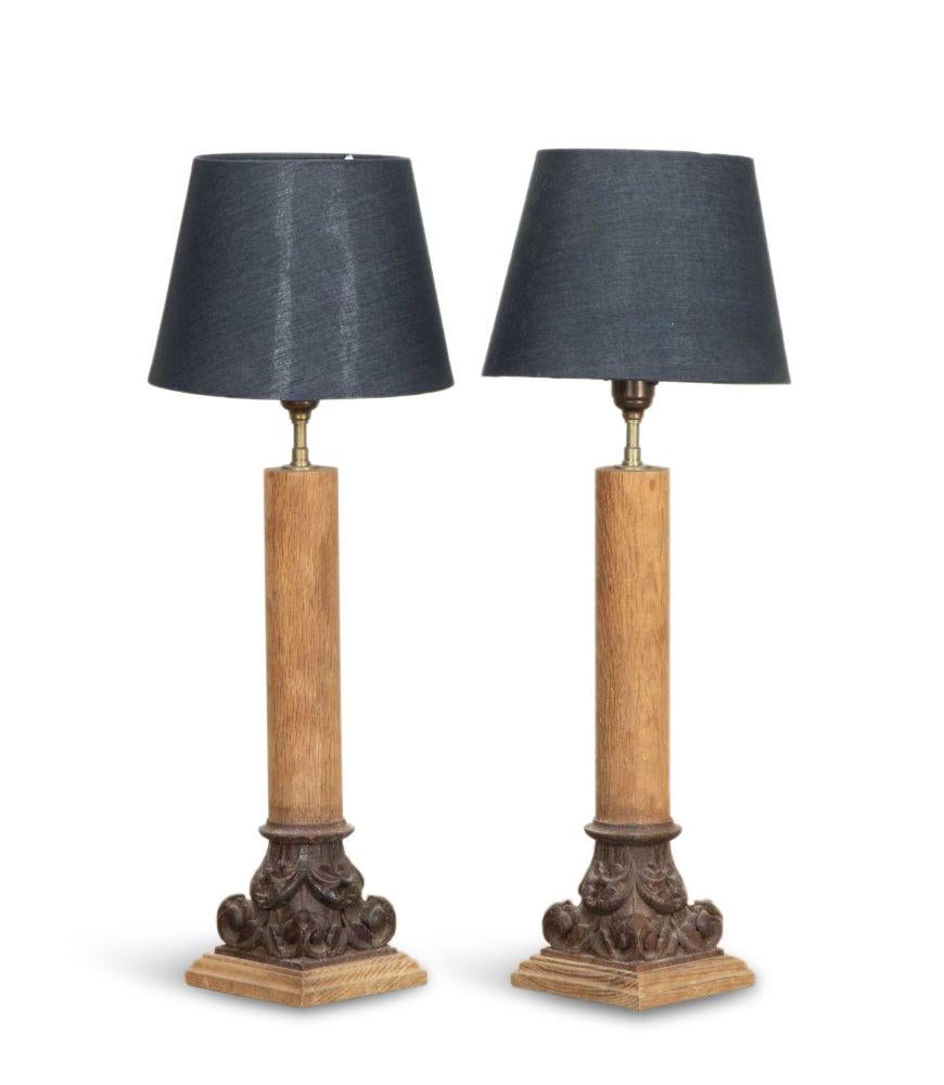 Français Paire de lampes de table à colonne corinthienne de style français du XIXe siècle en vente