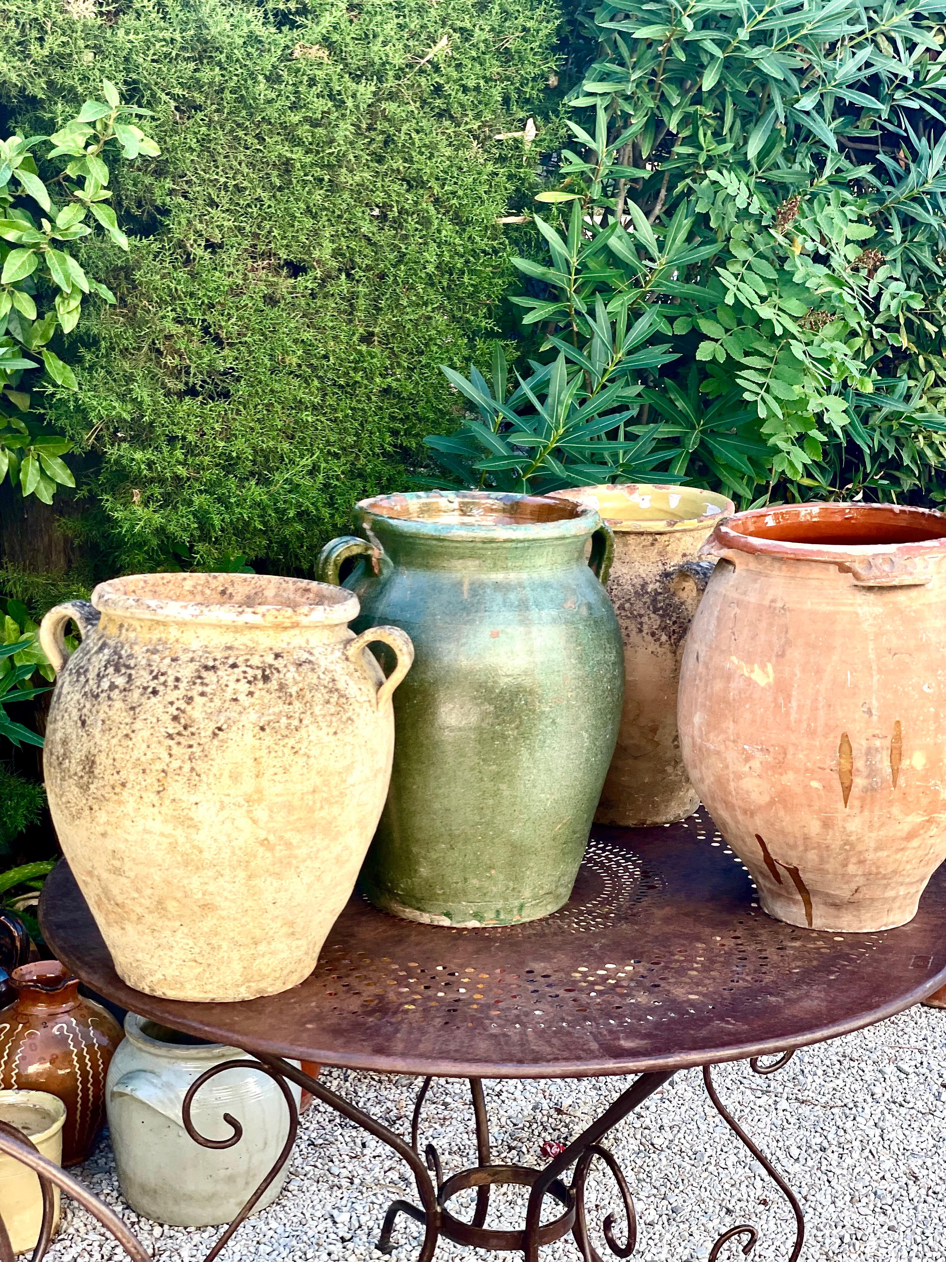 Paire de pots à confits en terre cuite française du 19e siècle en vente 1