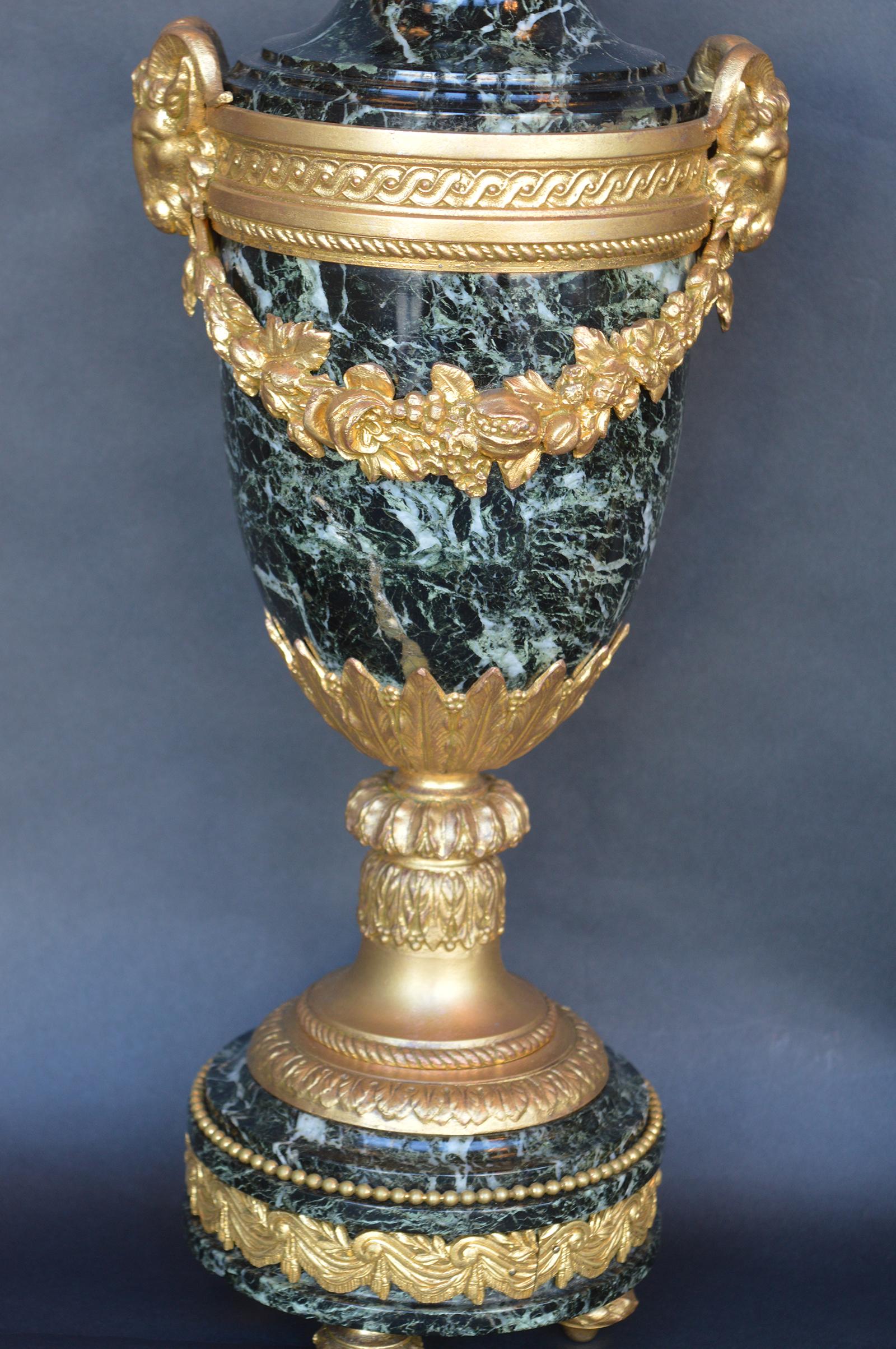 Pair of 19th Century French Urns For Sale 2