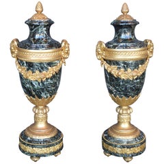 Paar französische Urnen des 19. Jahrhunderts