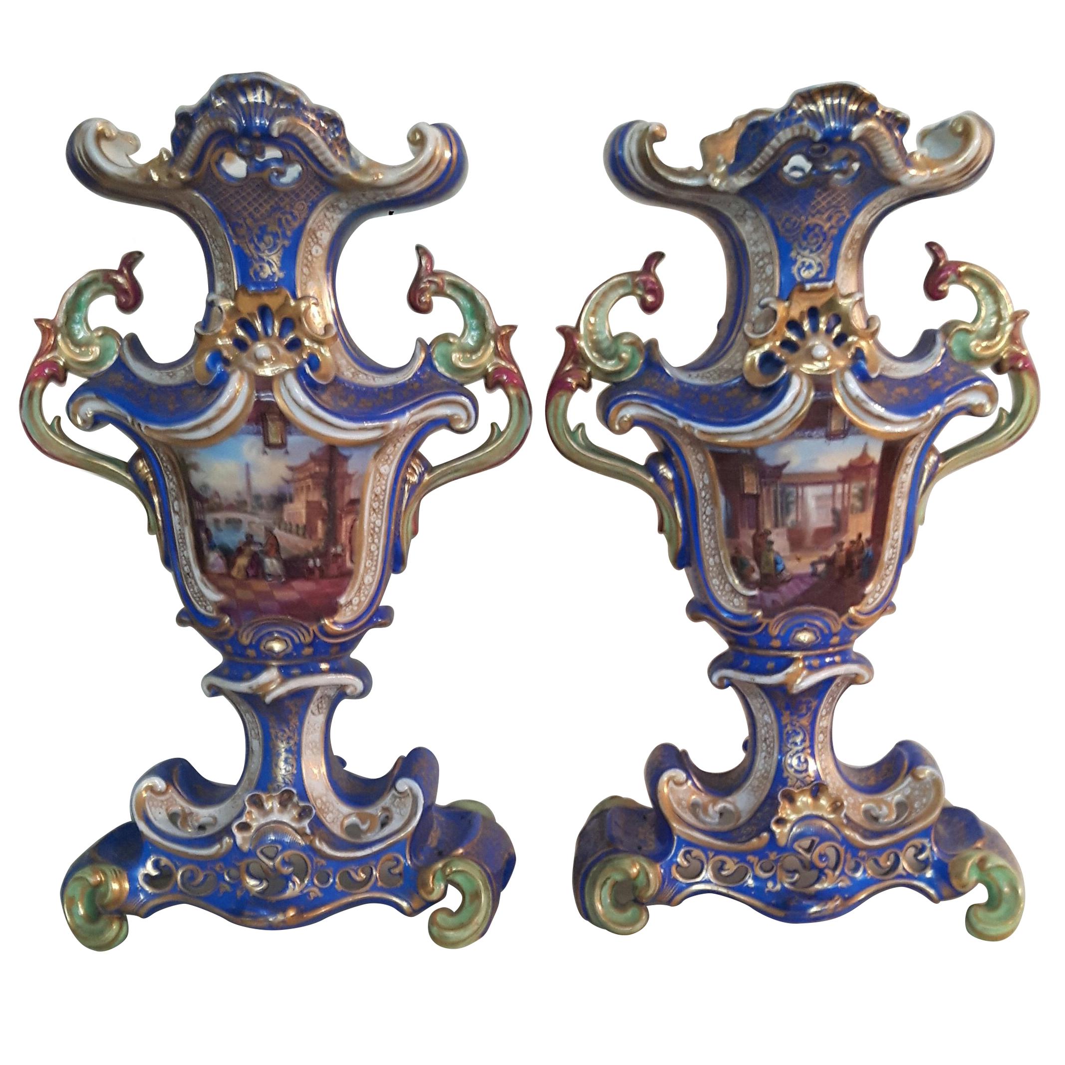 Paire de vases français du XIXe siècle