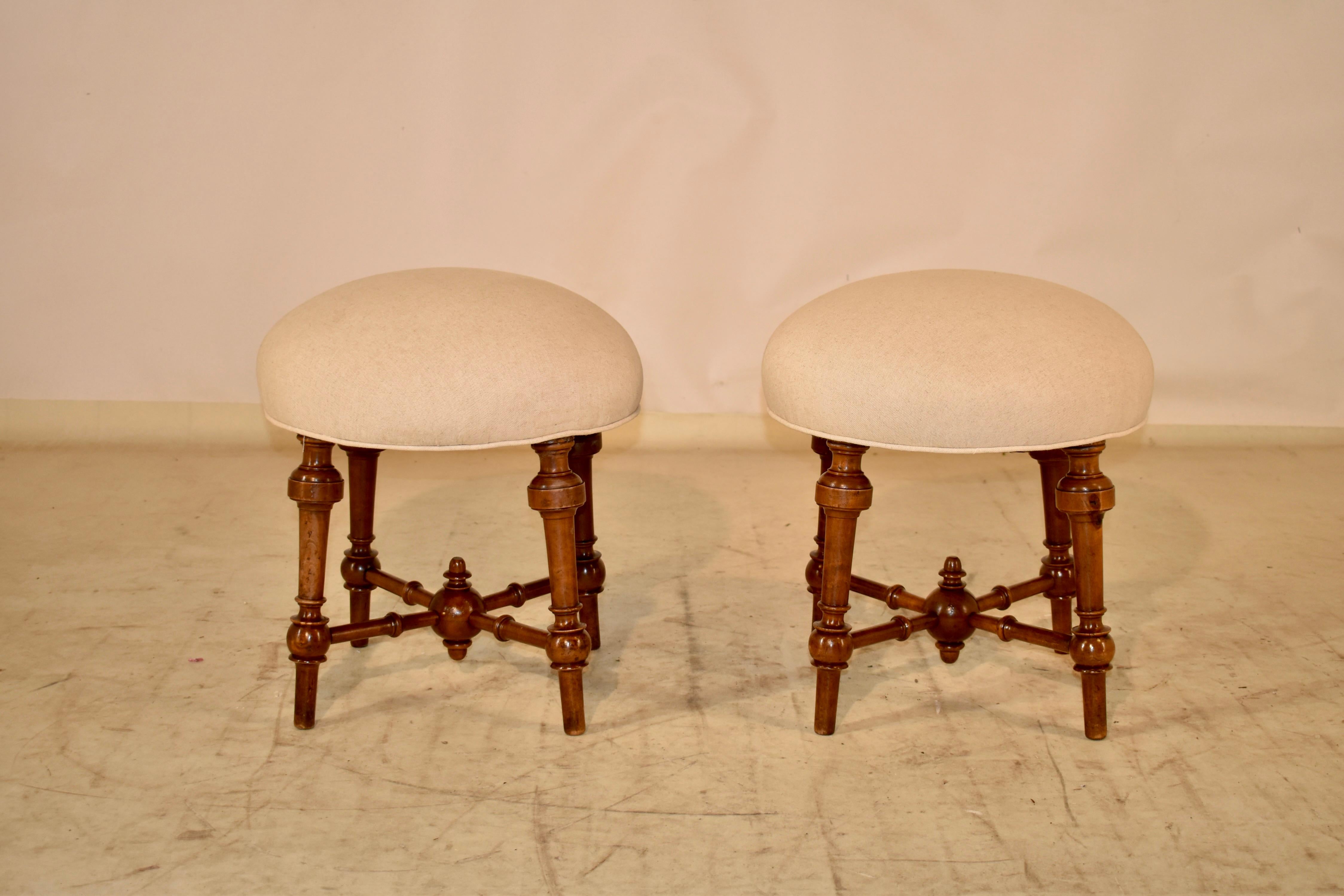 Linen Pair of 19th Century French Walnut Stools For Sale