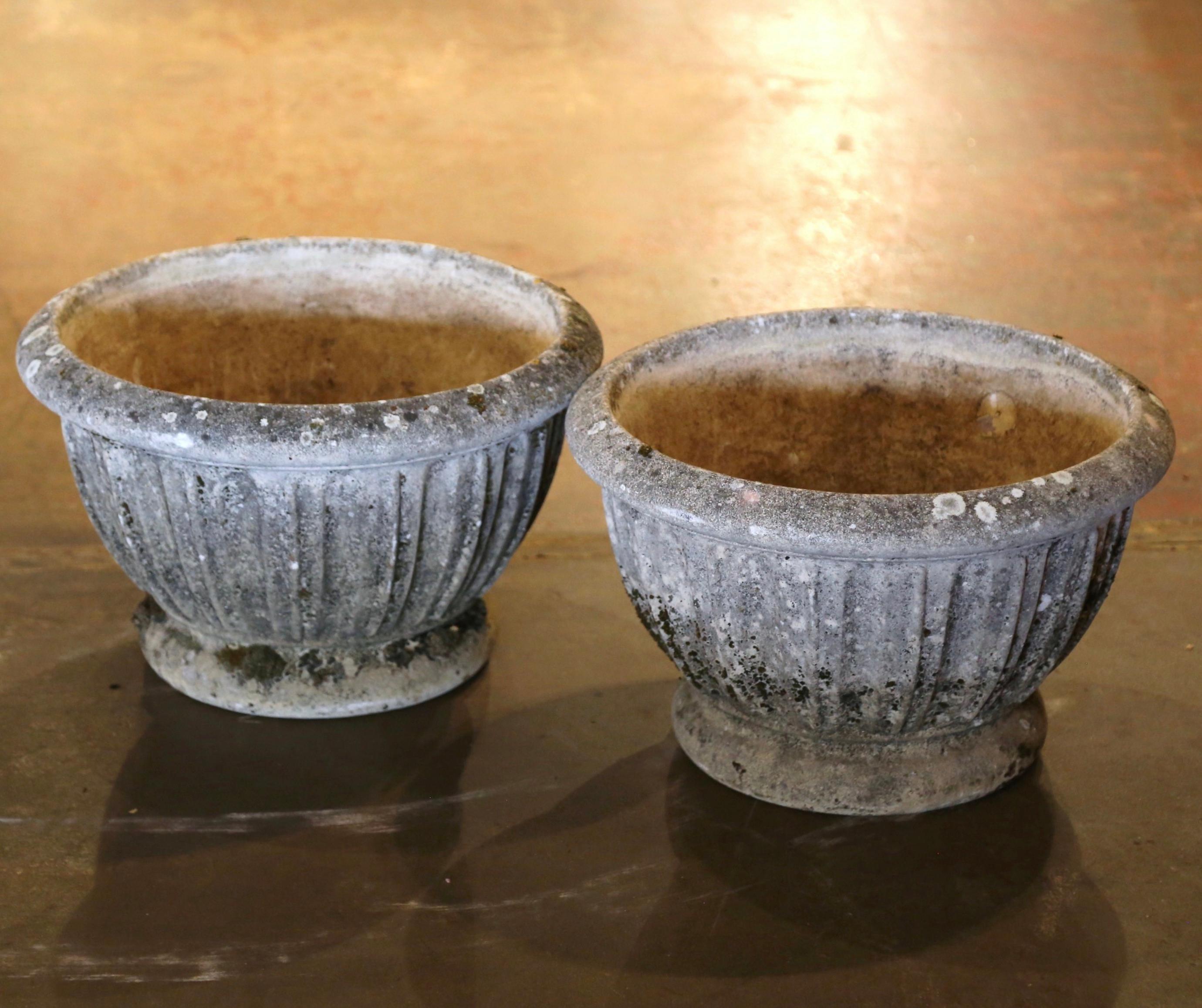 Pair of 19th Century French Weathered Carved Stone Outdoor Planters In Excellent Condition In Dallas, TX