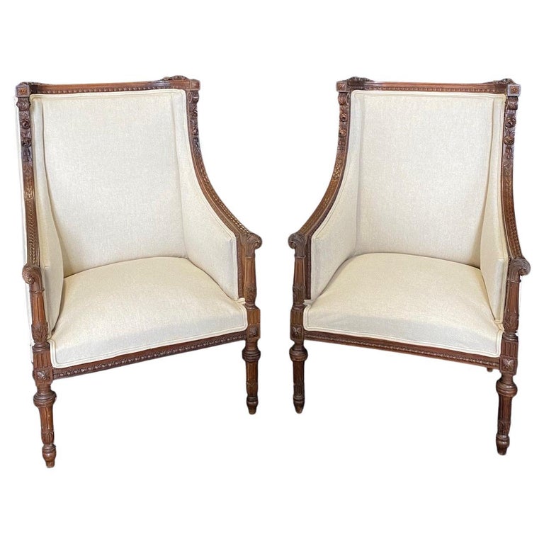Fauteuil baroque suédois du 17ème siècle à dossier à oreilles recouvert de cuir En vente sur