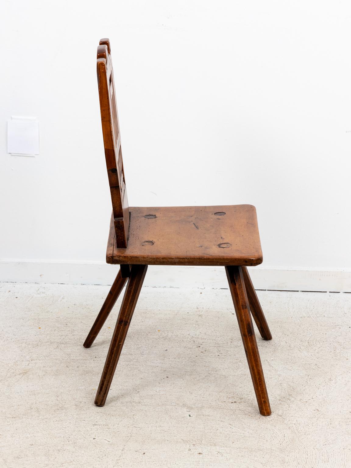 Pair of 19th Century French Wood Hall Chairs In Good Condition In Stamford, CT