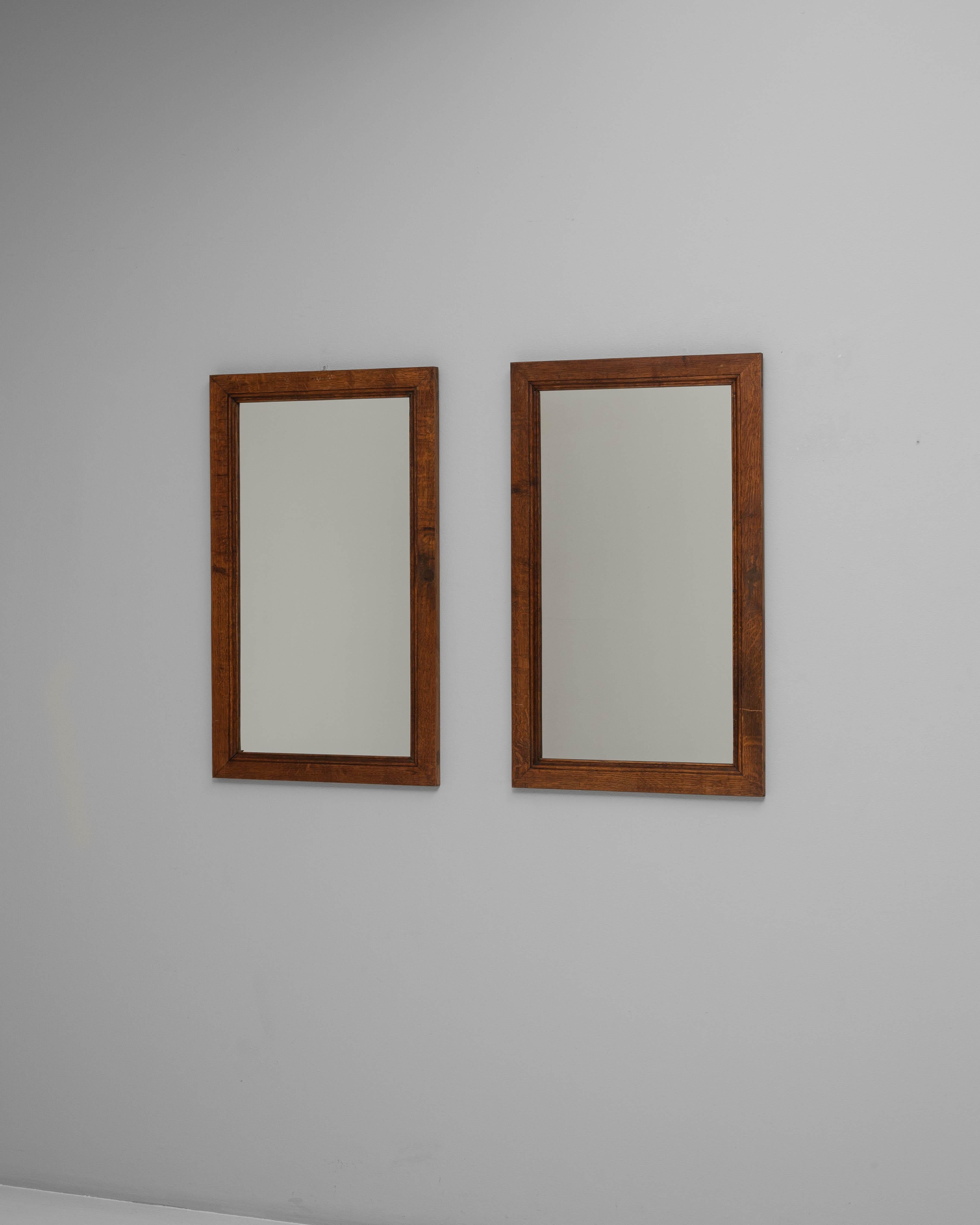 Coppia di specchi in legno francesi del XIX secolo In condizioni buone in vendita a High Point, NC