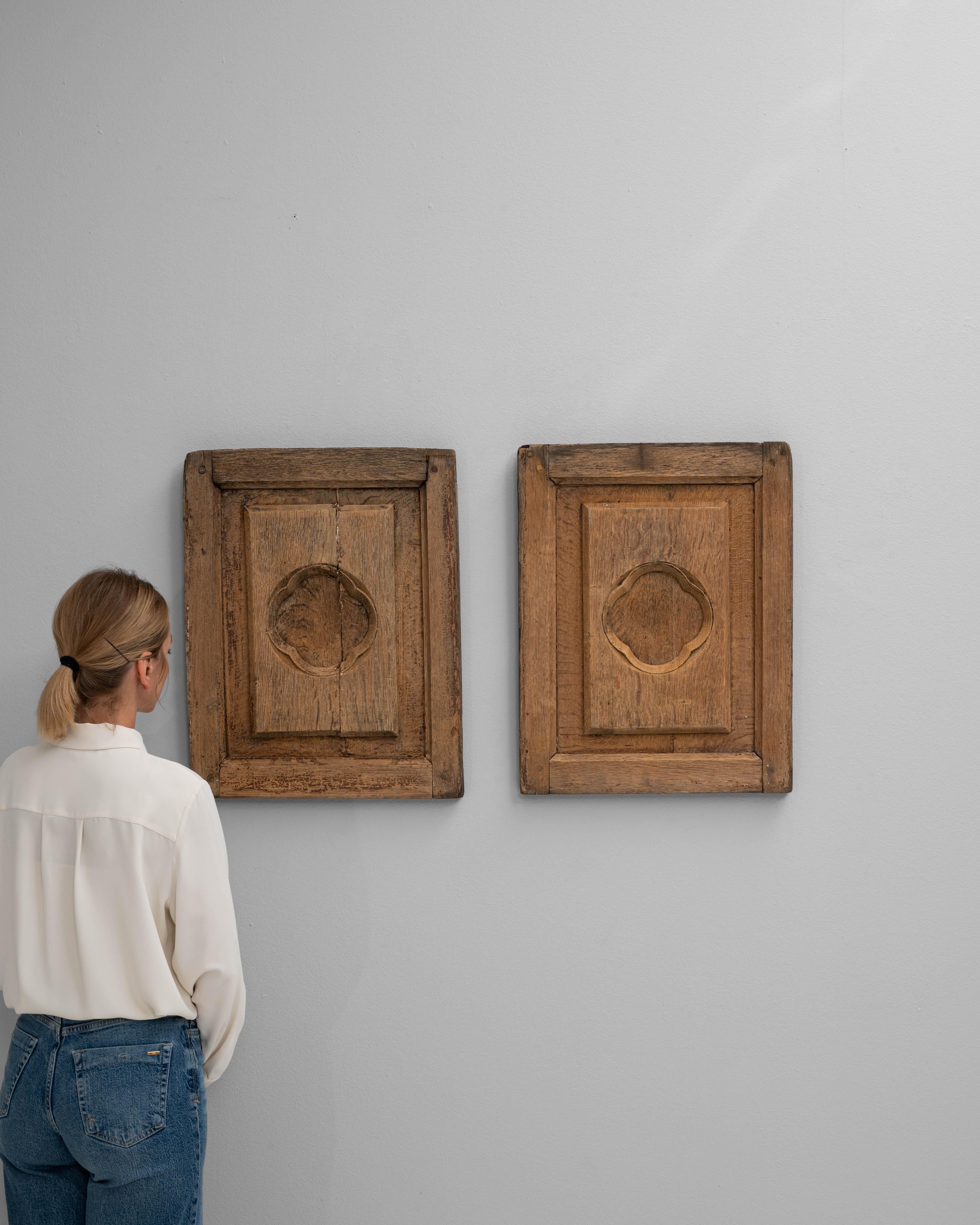 Français Paire de décorations murales en bois françaises du 19e siècle en vente