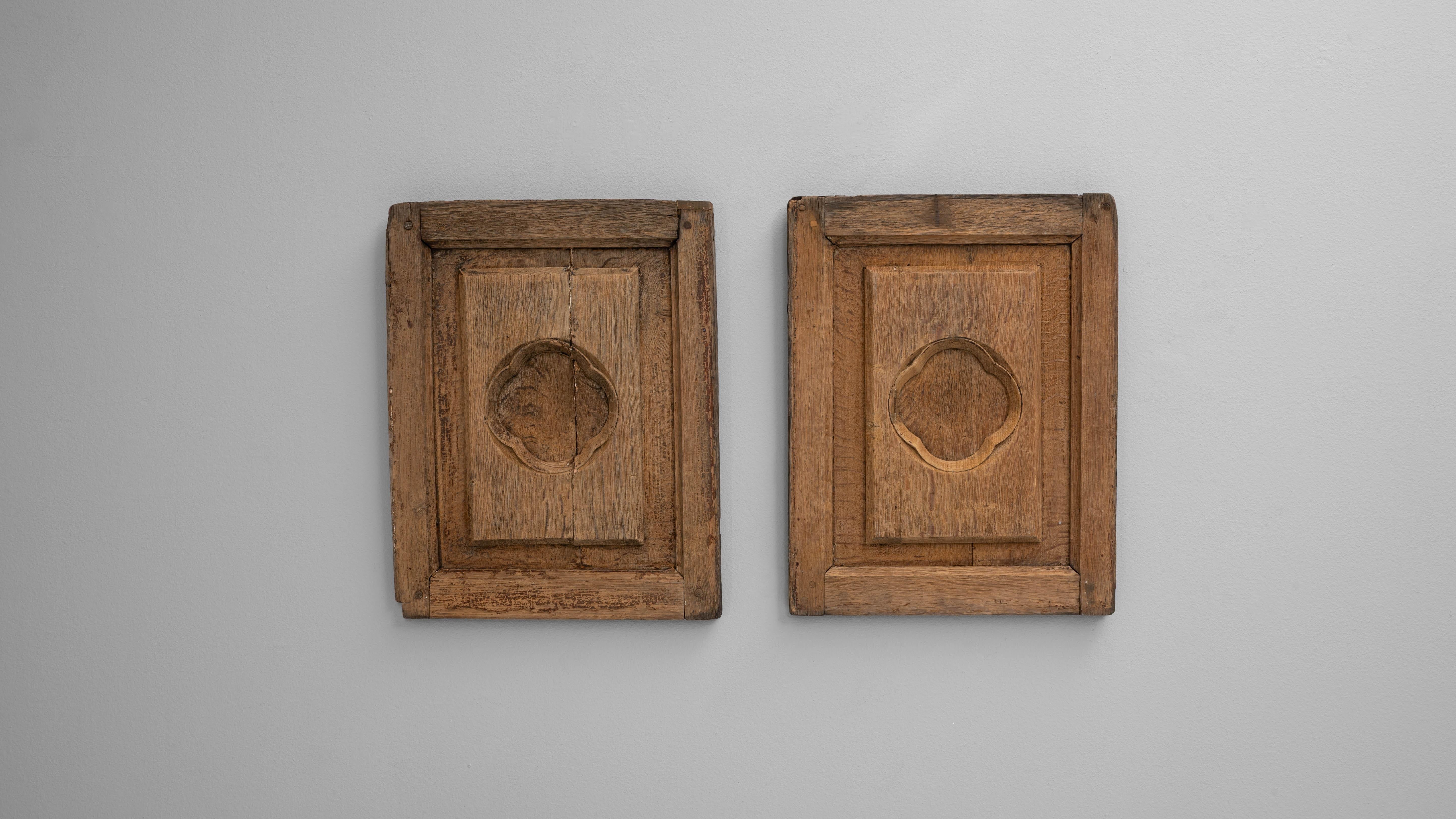 Paire de décorations murales en bois françaises du 19e siècle en vente 1