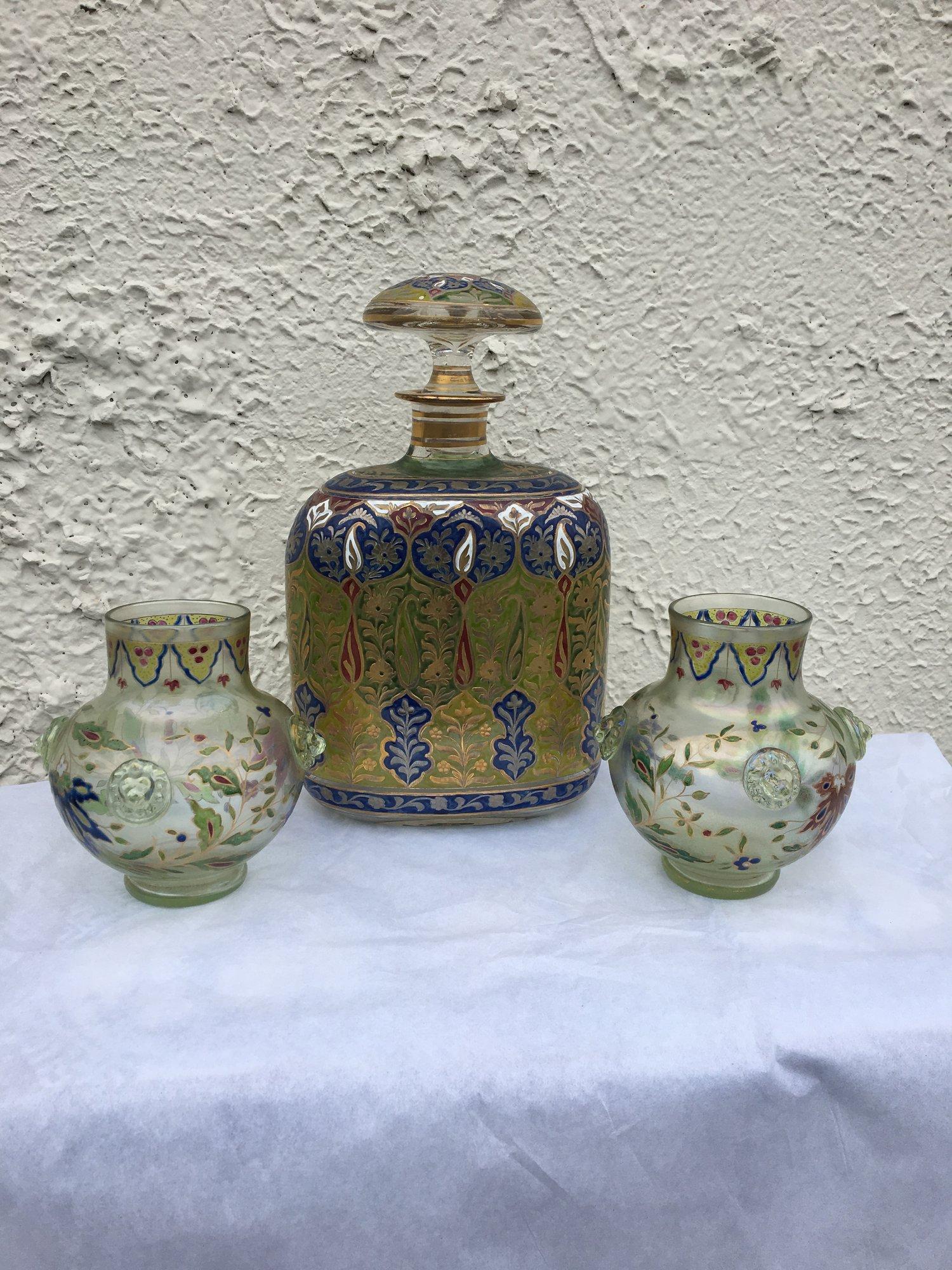 Pair of 19th Century Fritz Heckert Vases, Jodhpur Range In Good Condition In Doylestown, PA