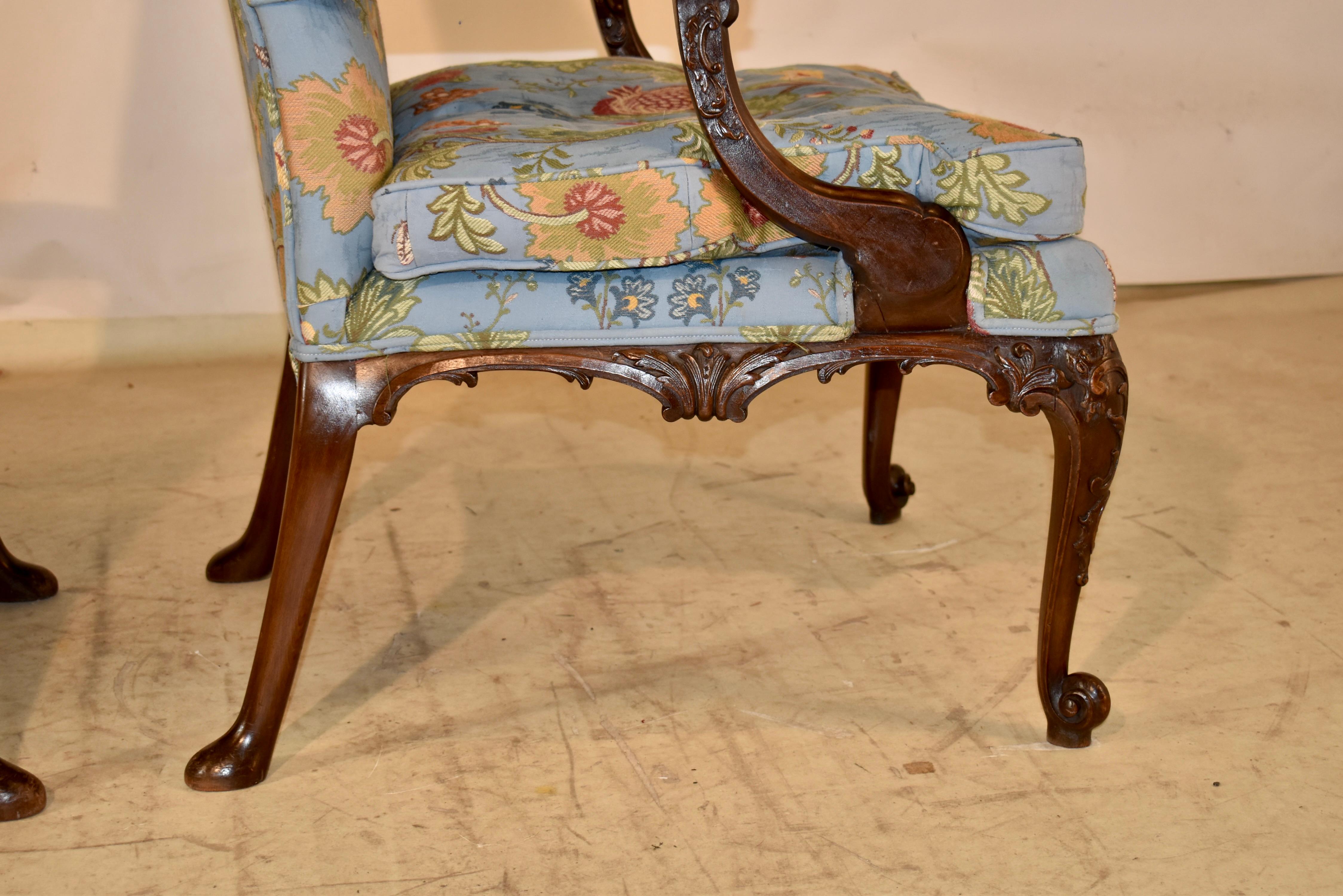 Pareja de sillas Gainsborough del siglo XIX en venta 2