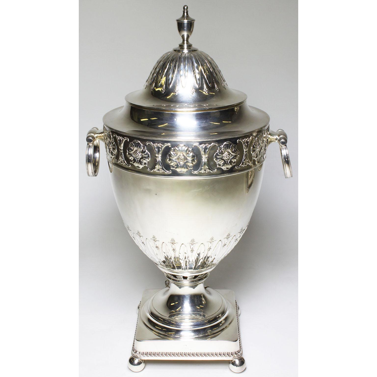 Pair of 19th Century George III Style Plated Hot Water Samovars, Elkington For Sale 4