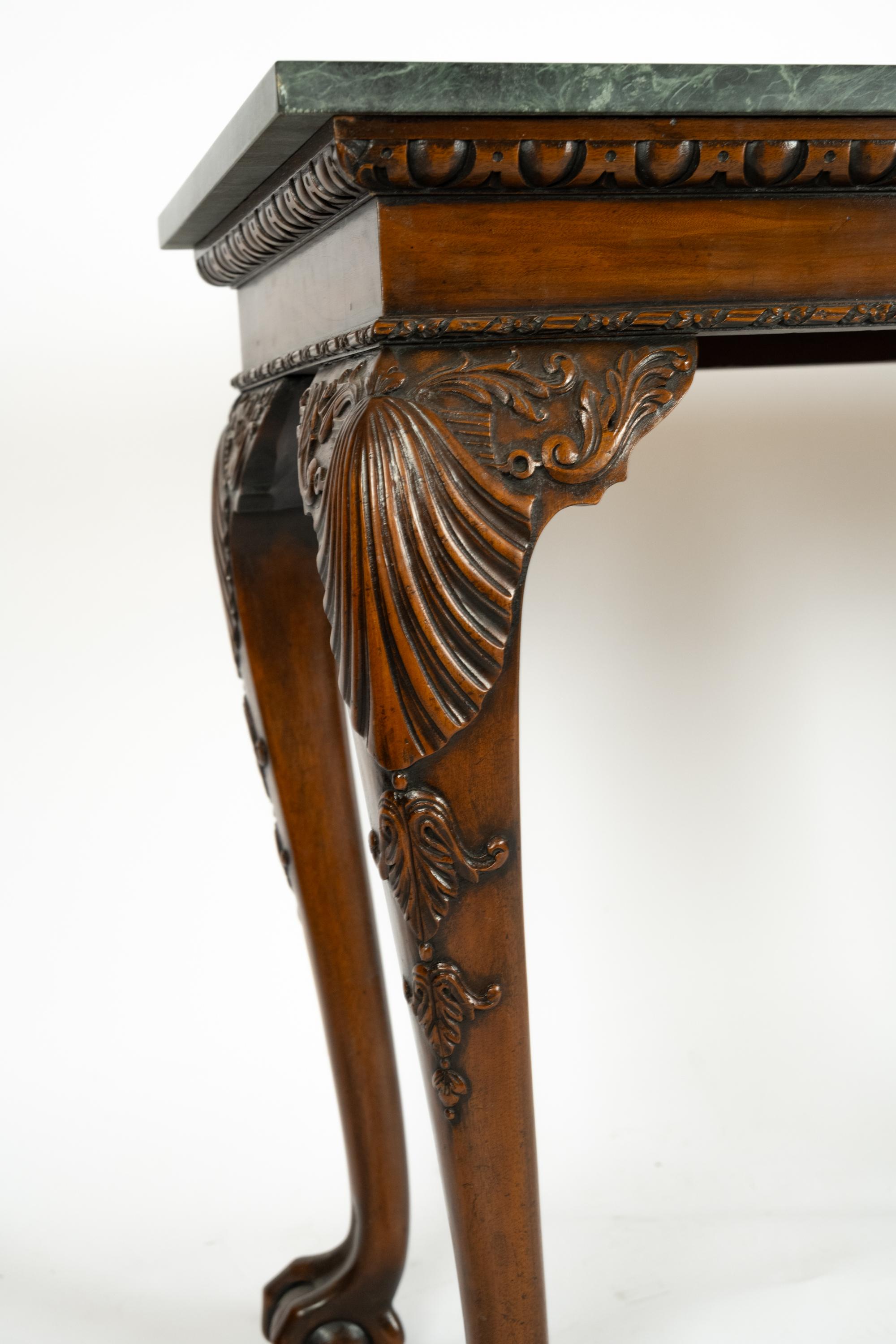 Pair of Georgian-Style Console Tables For Sale 1