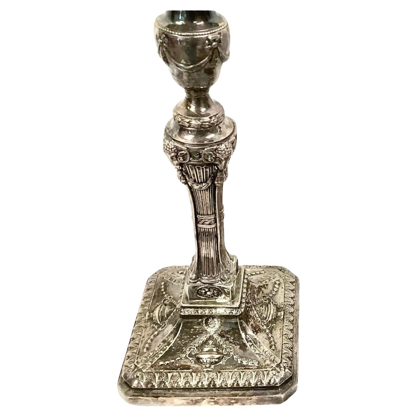 Pair of 19th Century Georgian Silver Plate Candlesticks In Good Condition For Sale In Bradenton, FL