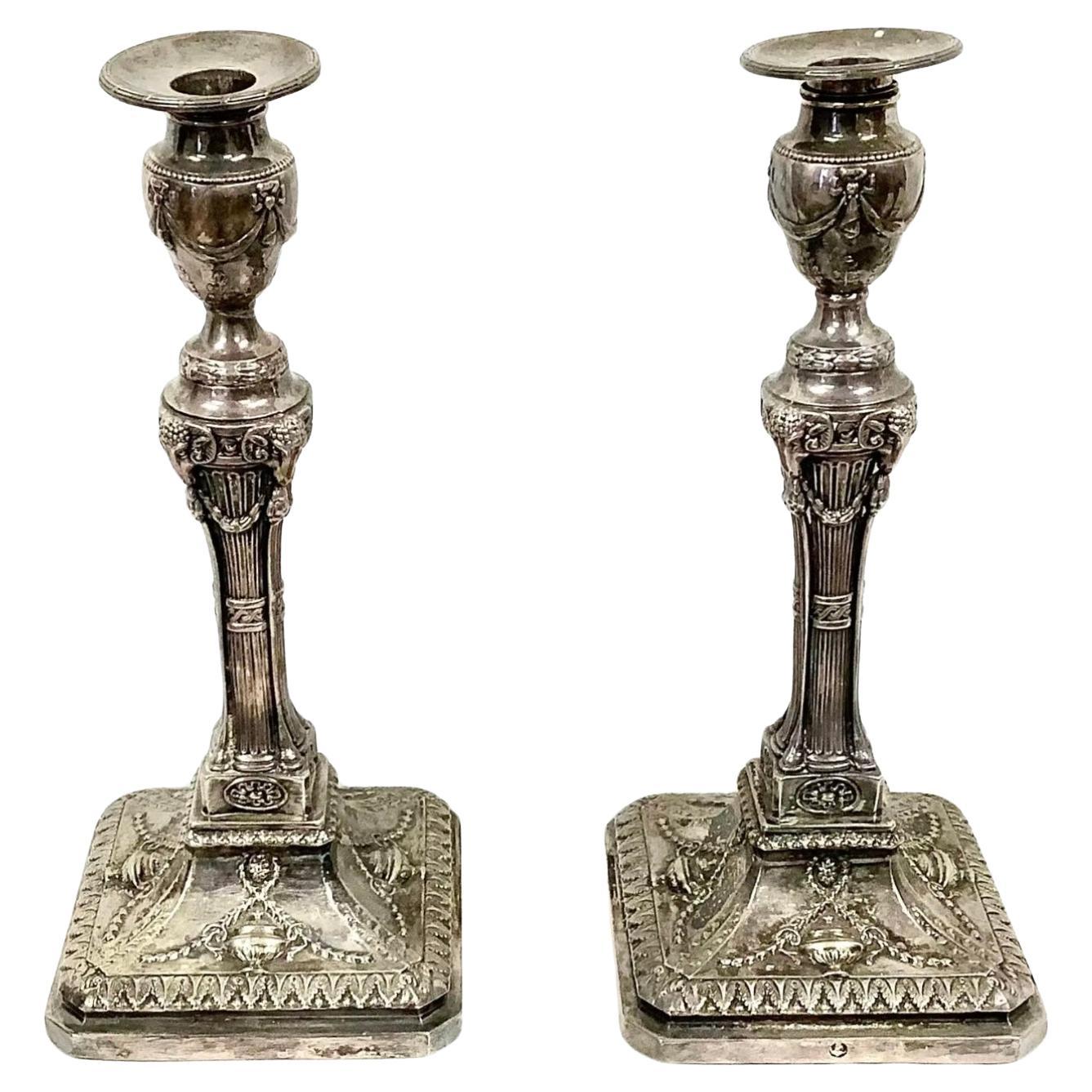 Paire de chandeliers géorgiens du 19ème siècle en métal argenté