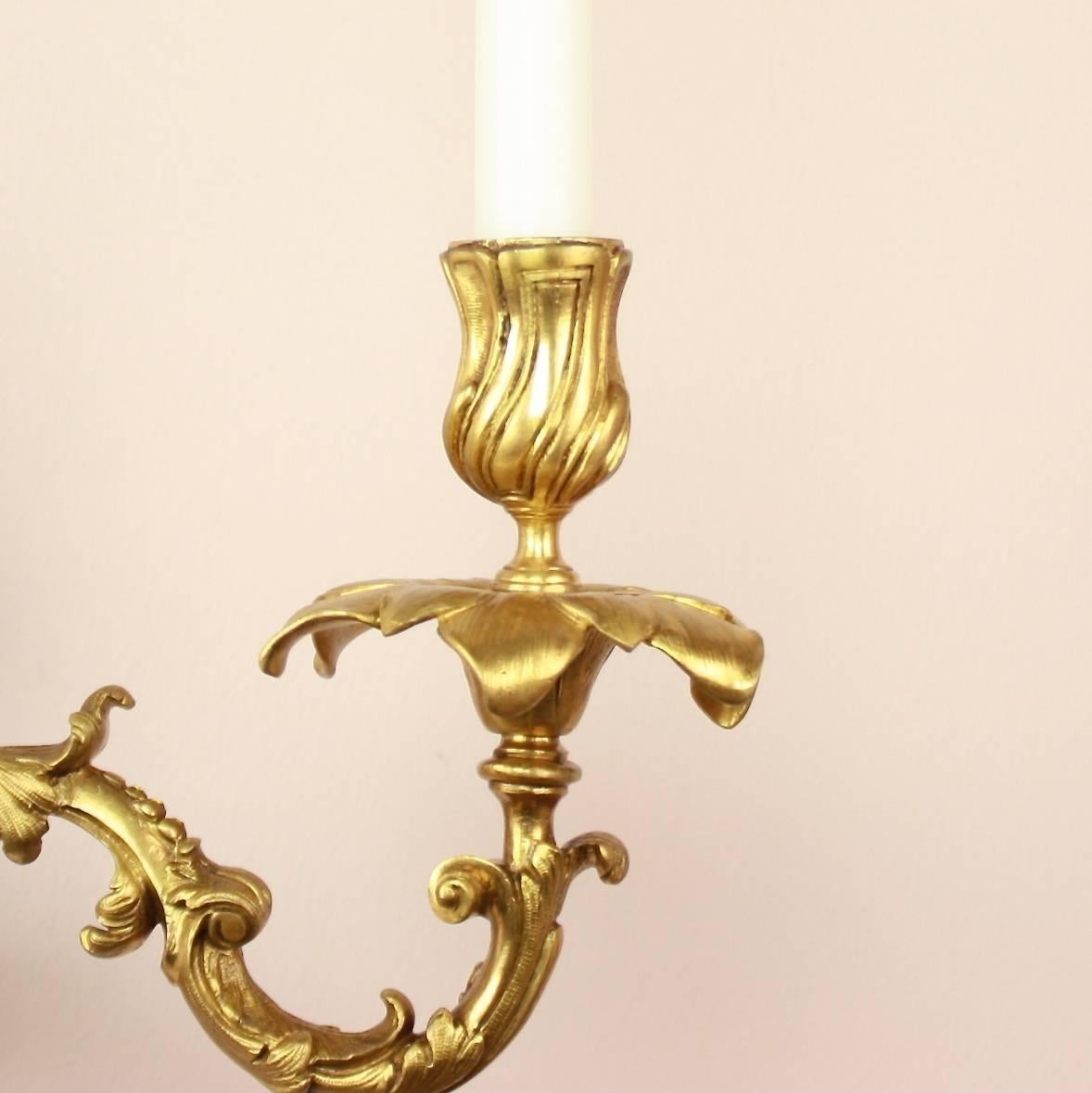 Pair of 19th Century Gilt-Bronze Louis XV Style Wall Lights In Excellent Condition In Berlin, DE