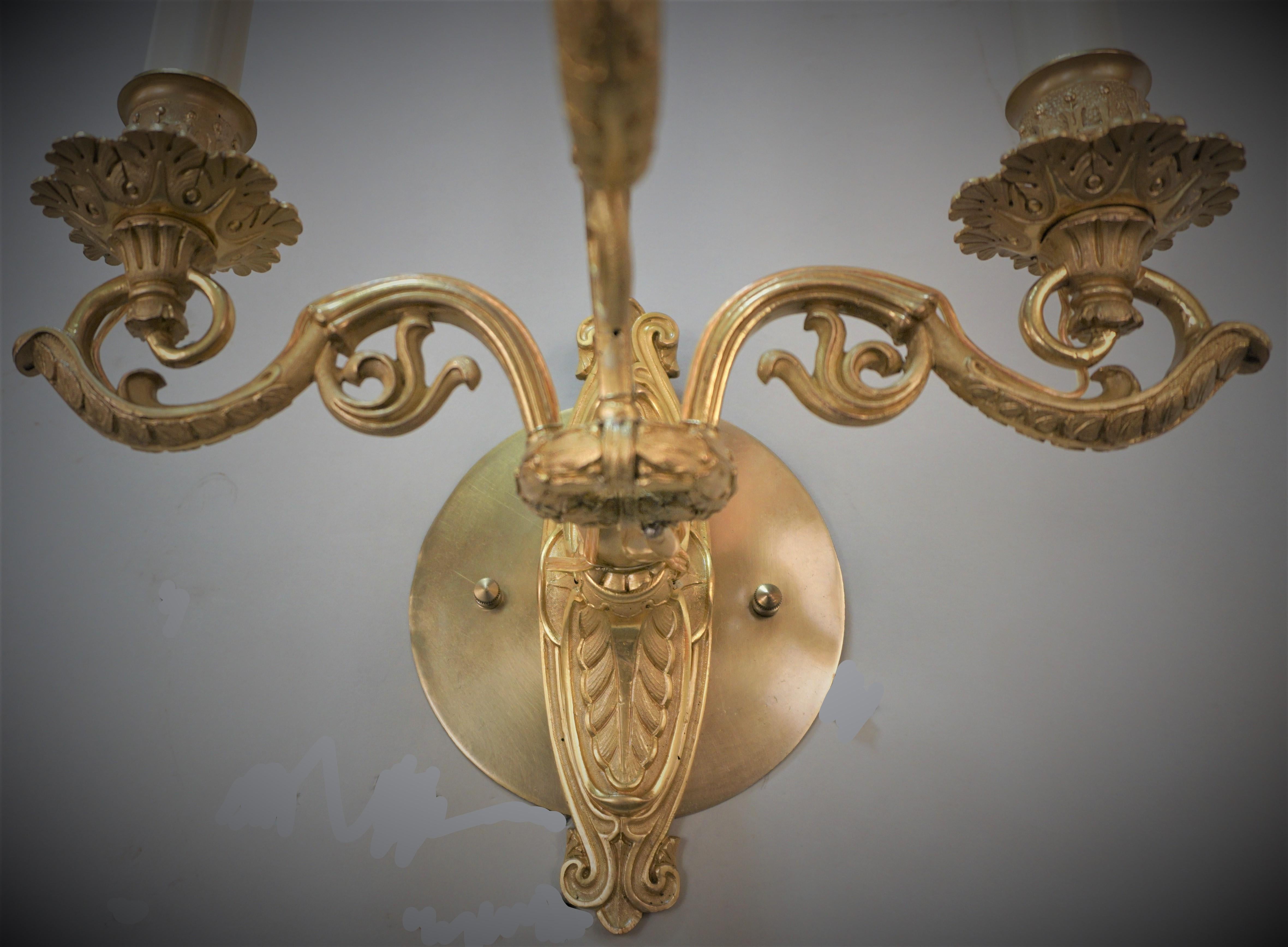 Pair of 19th Century Gilt Bronze Wall Sconces For Sale 2