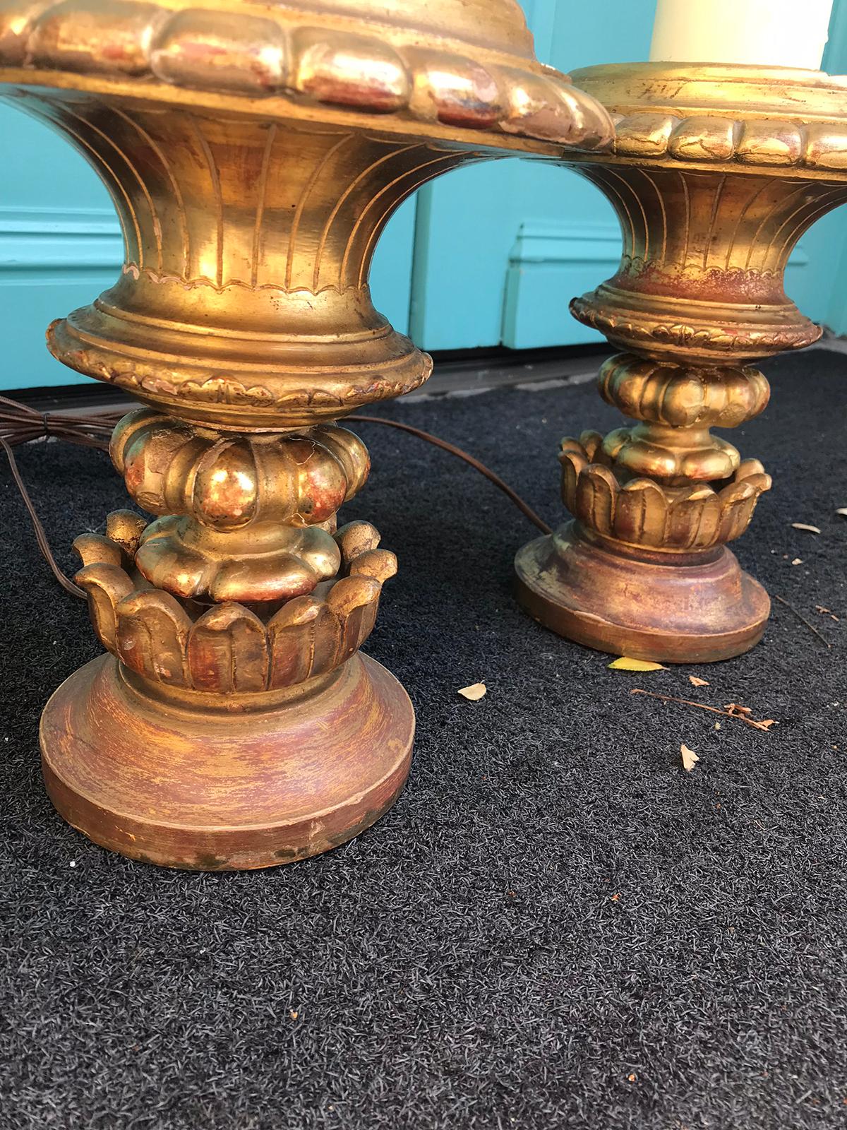 Pair of 19th Century Giltwood and Gesso Urns as Lamps 7