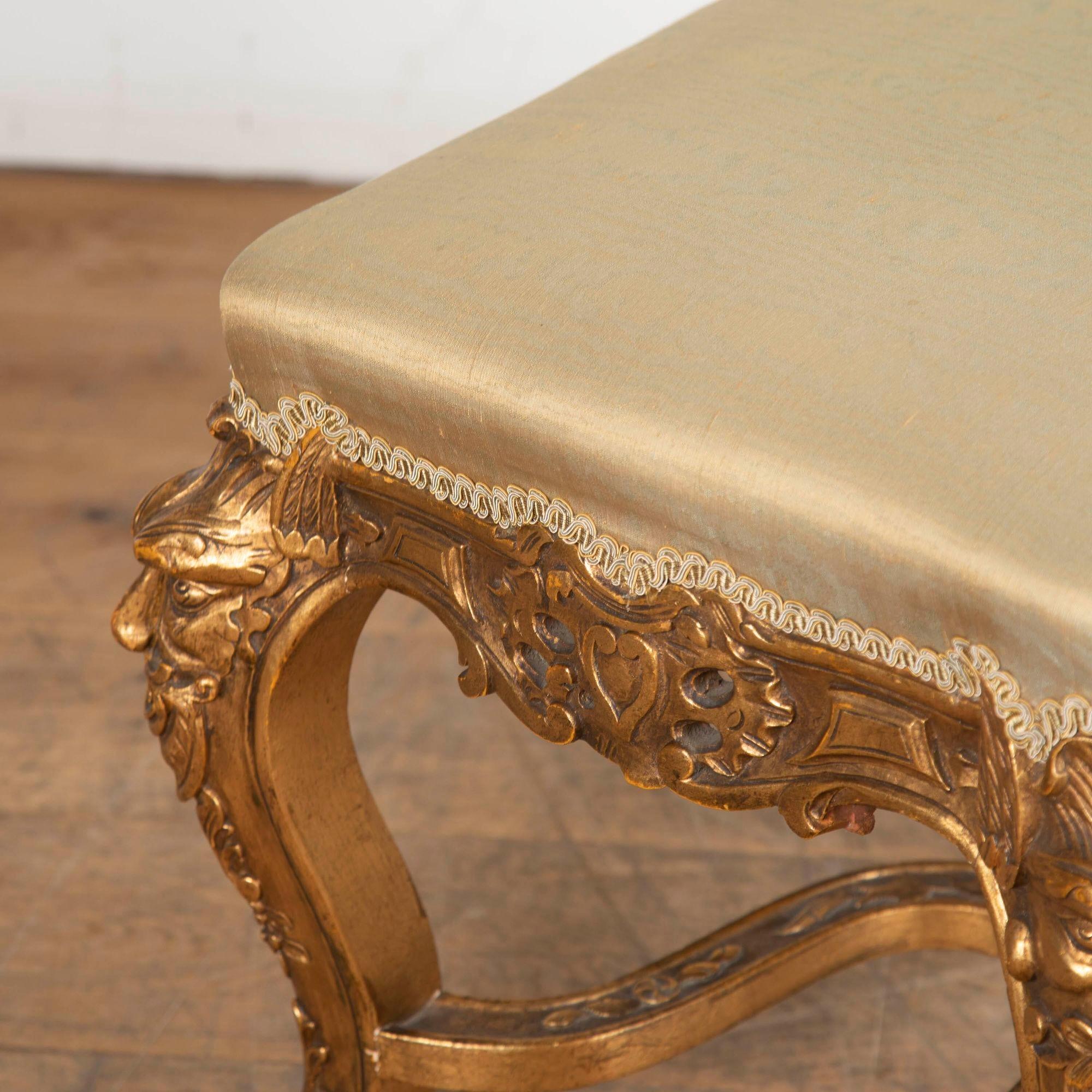 Baroque Pair of 19th Century Giltwood Stools For Sale