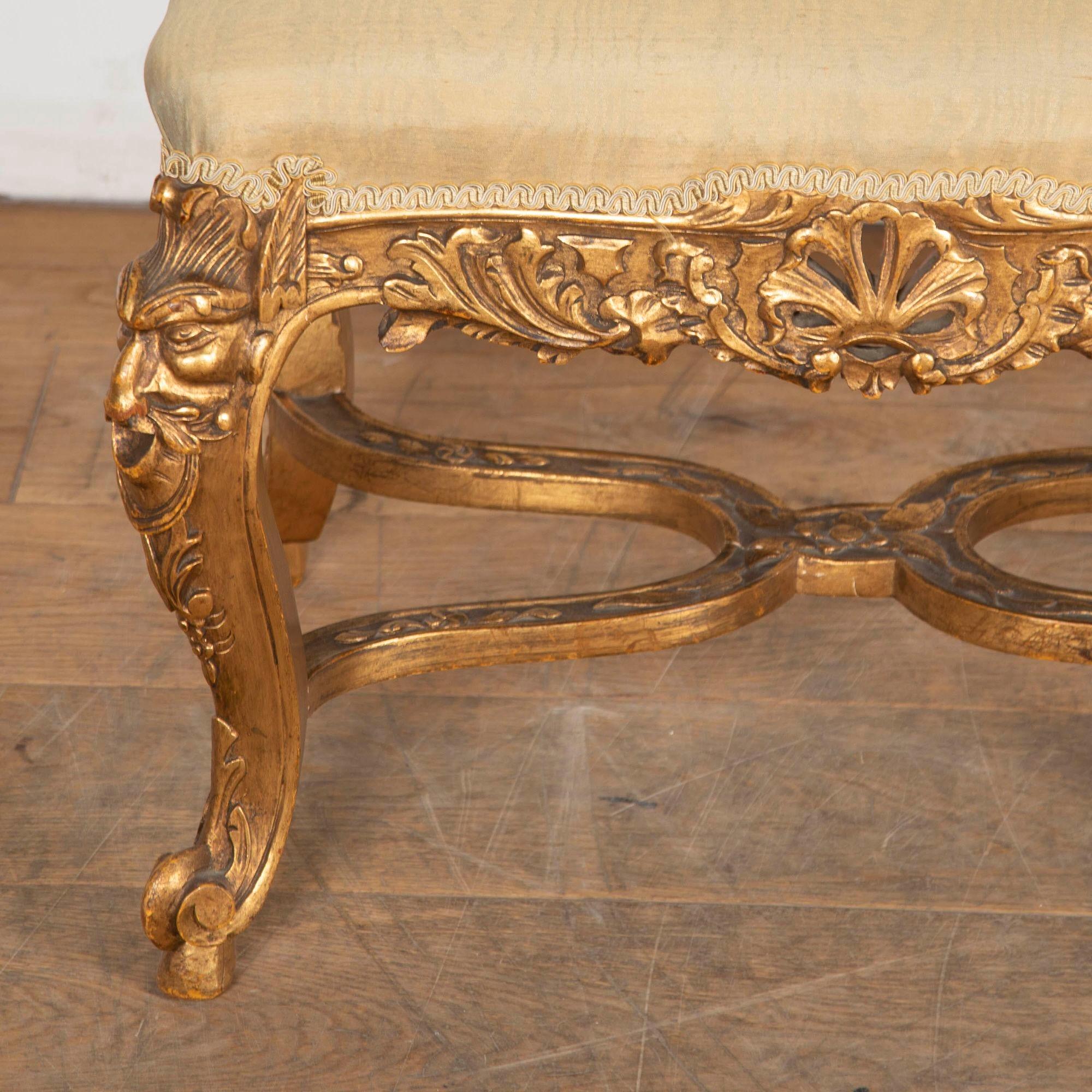Pair of 19th Century Giltwood Stools For Sale 1