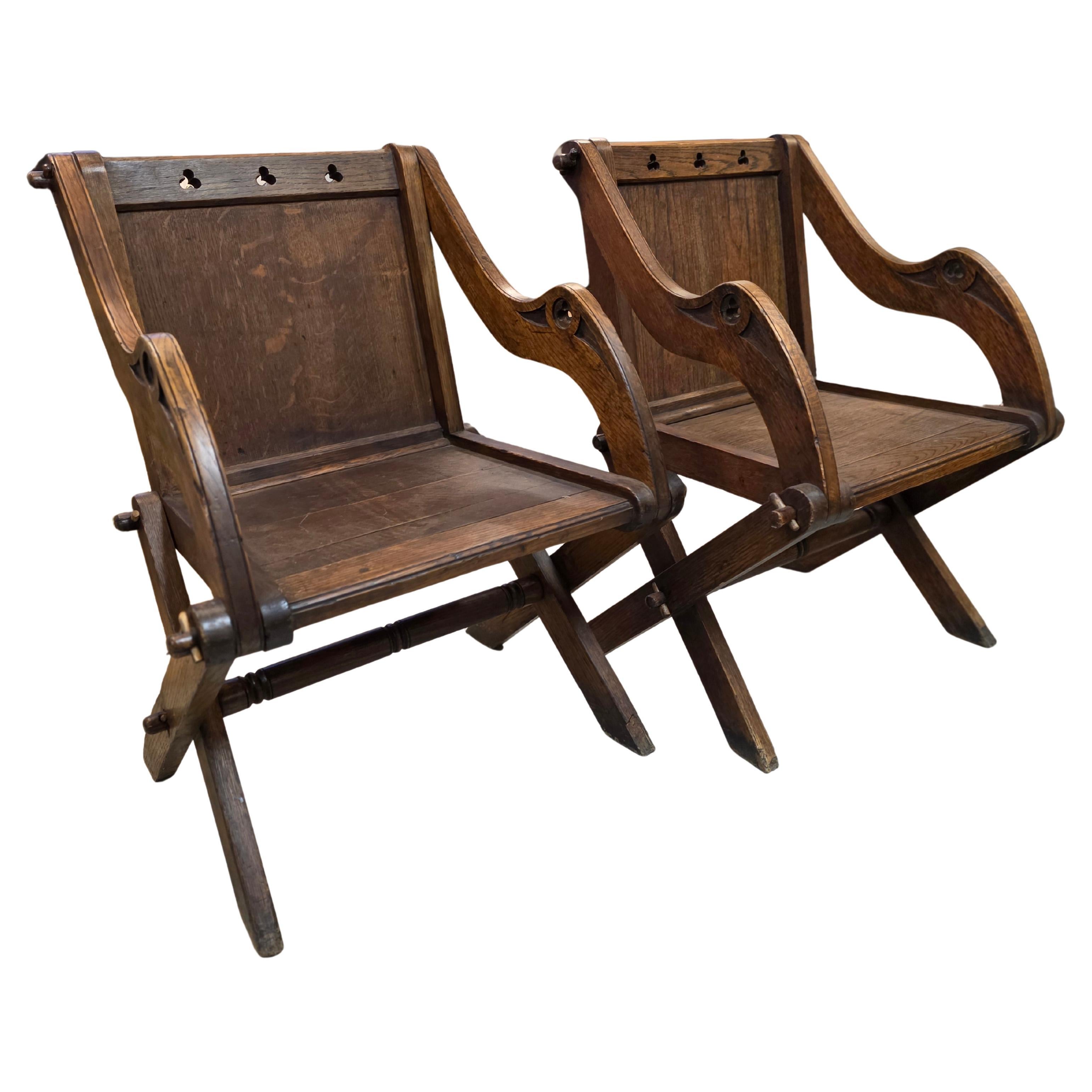 Coppia di sedie Glastonbury del XIX secolo