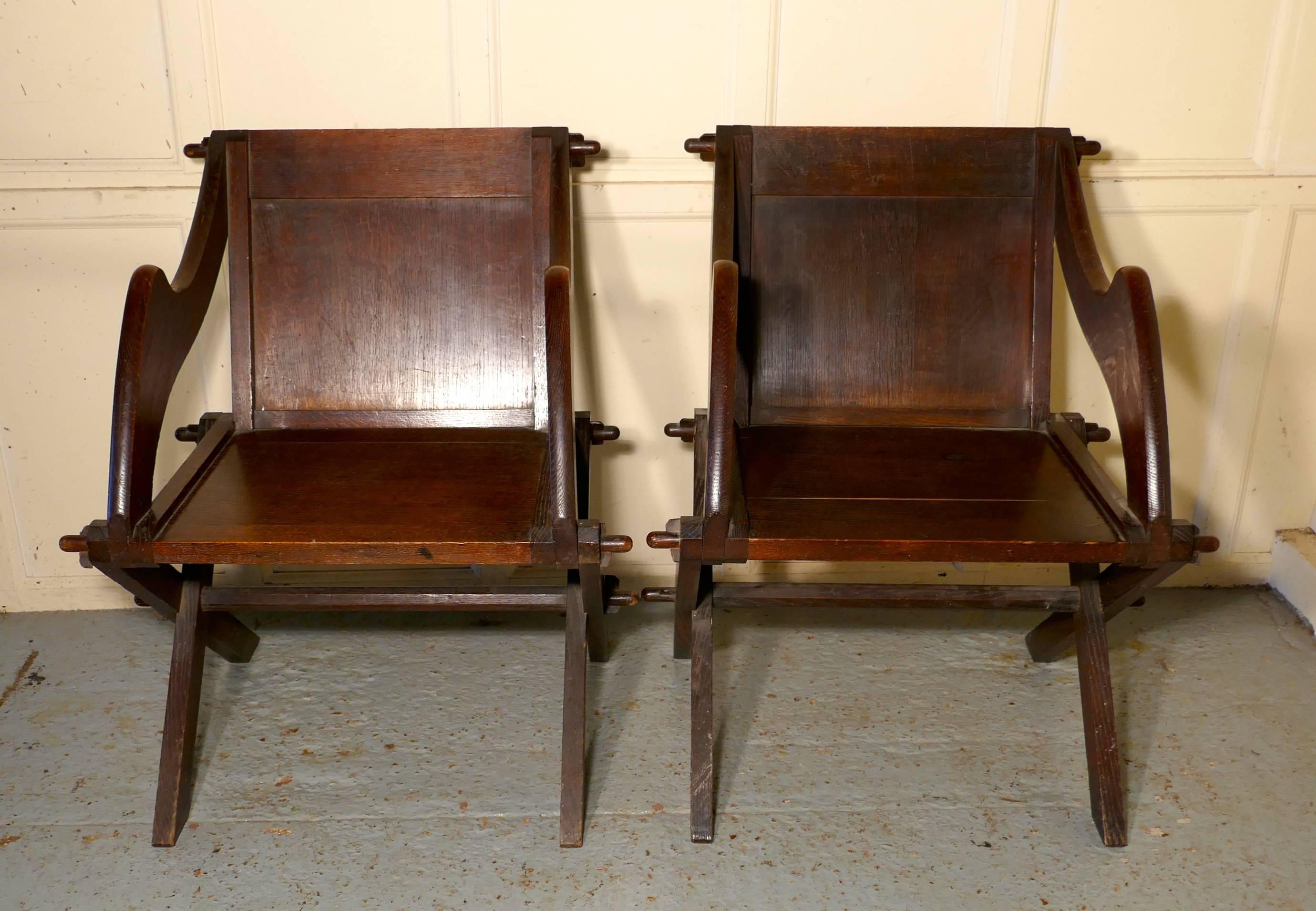 Pair of 19th Century Glastonbury Chairs in Oak For Sale 3