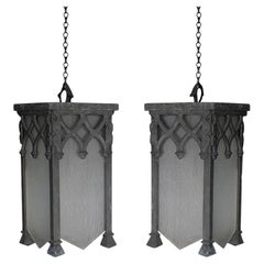 Coppia di lampade gotiche inglesi del XIX secolo